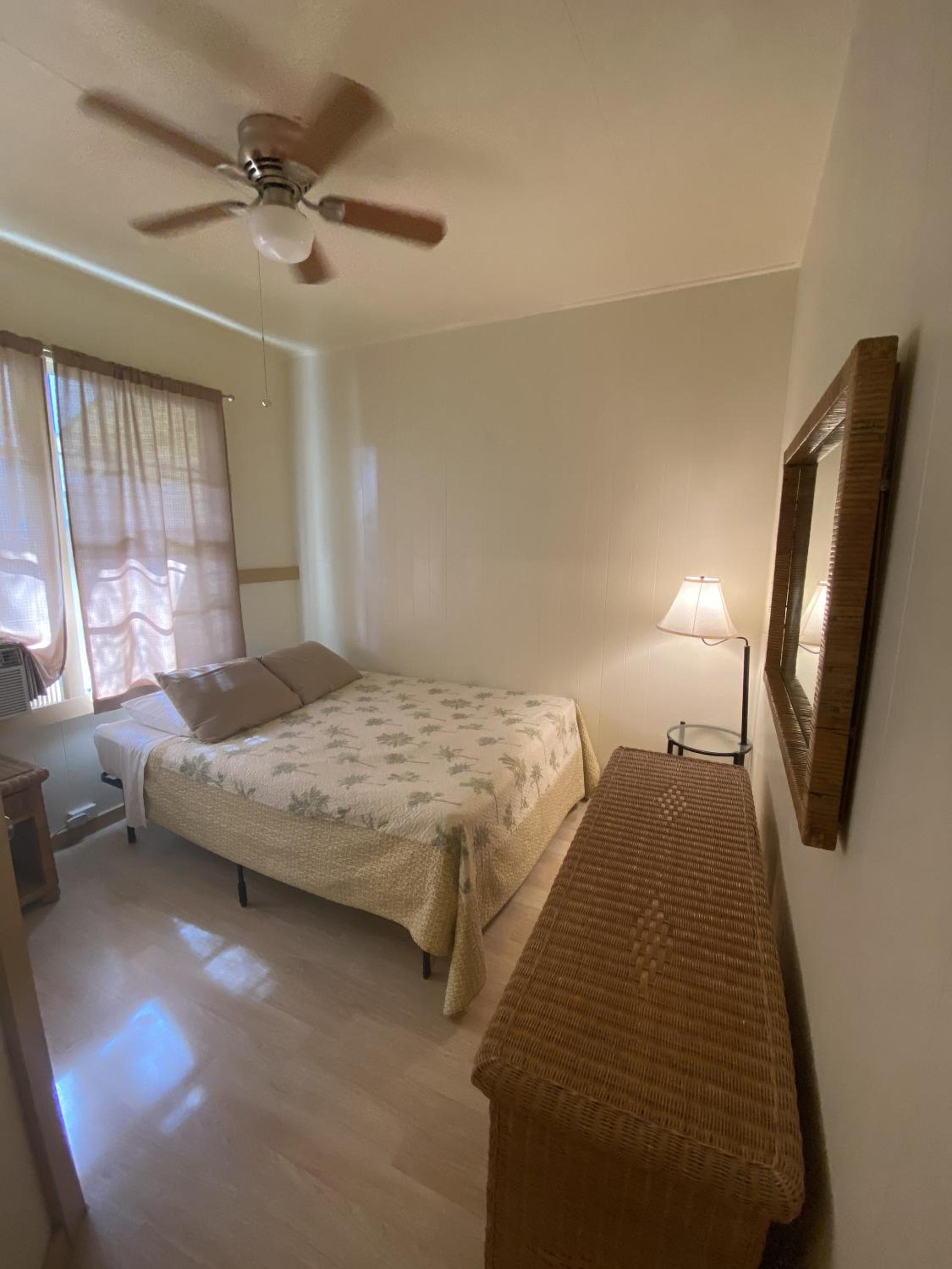 Two-Bedroom Cottage - Photo 6