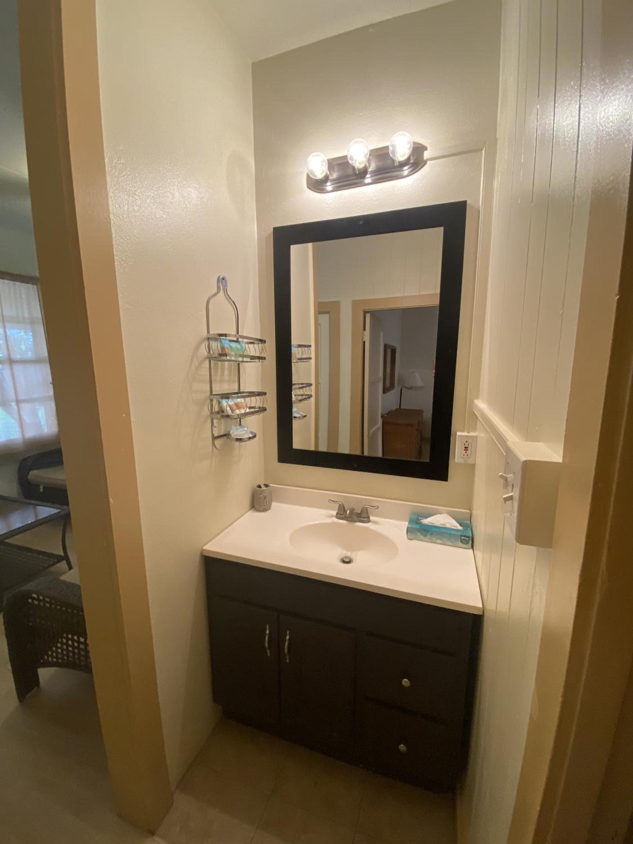 Two-Bedroom Cottage - Photo 8