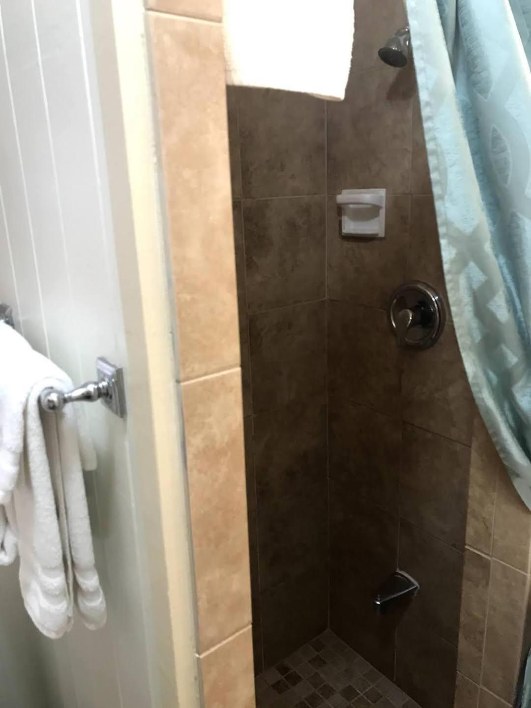 Deluxe Twin Room photo 2