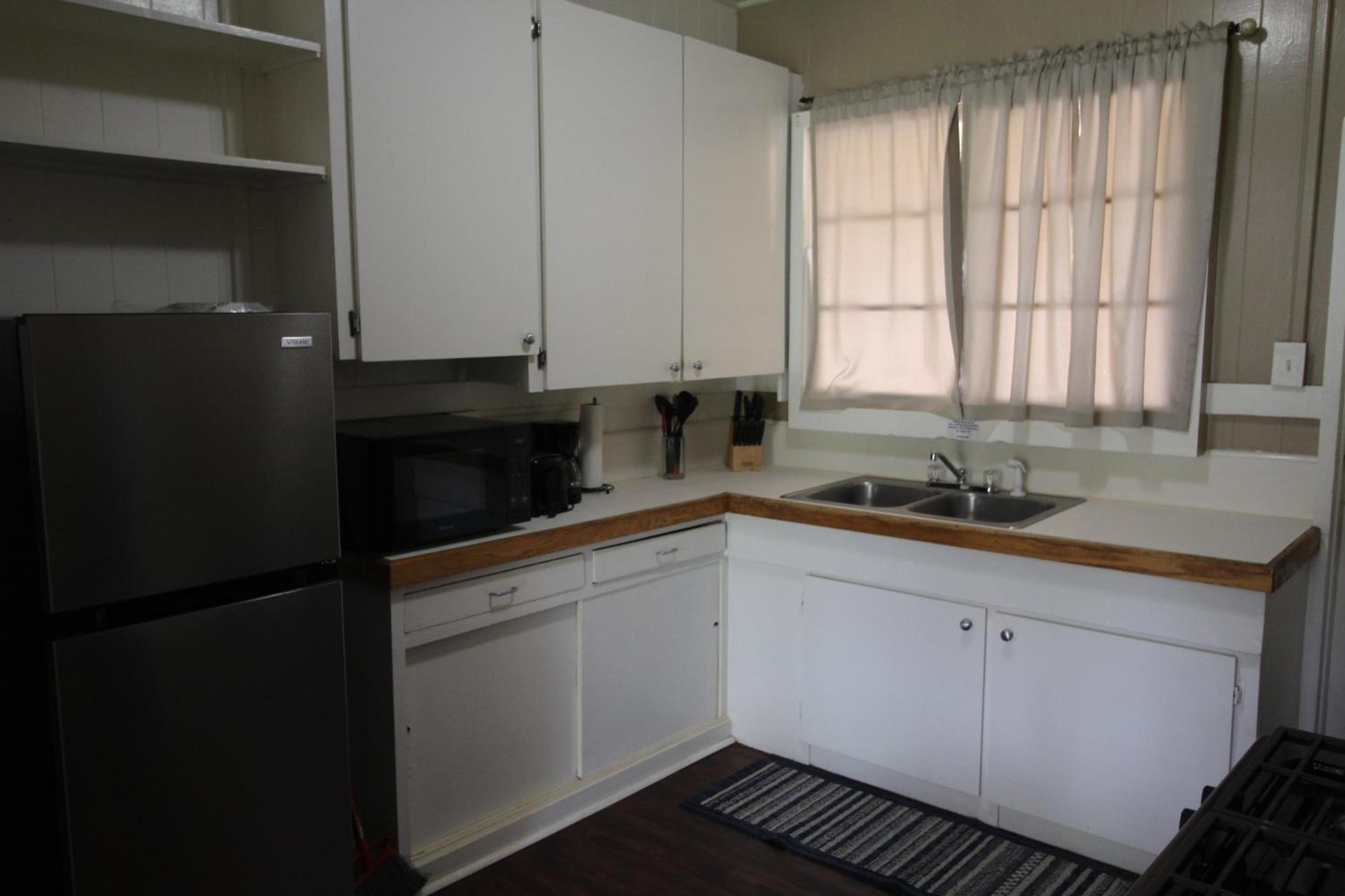 Two-Bedroom Cottage - Photo 20