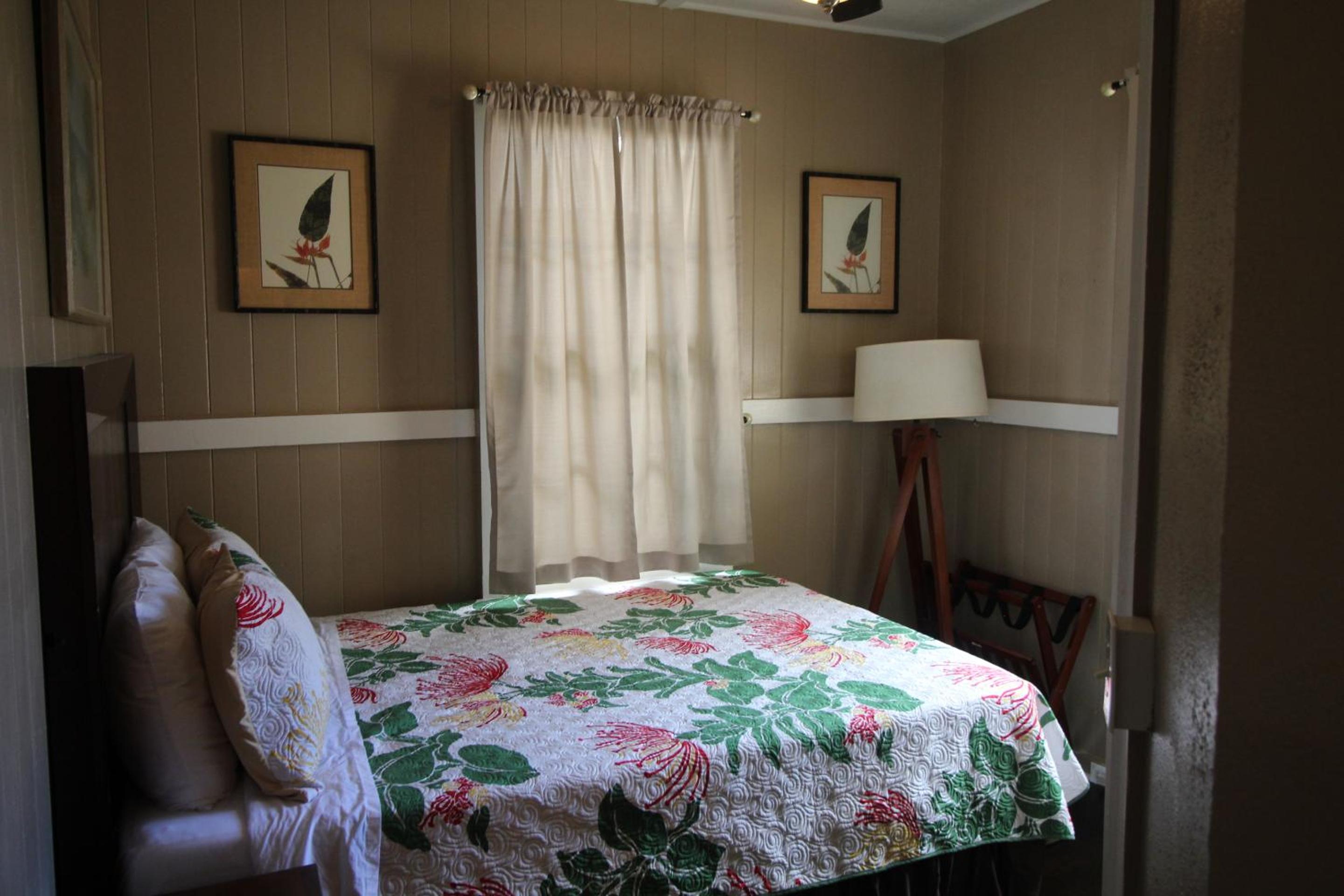 Two-Bedroom Cottage - Photo 17