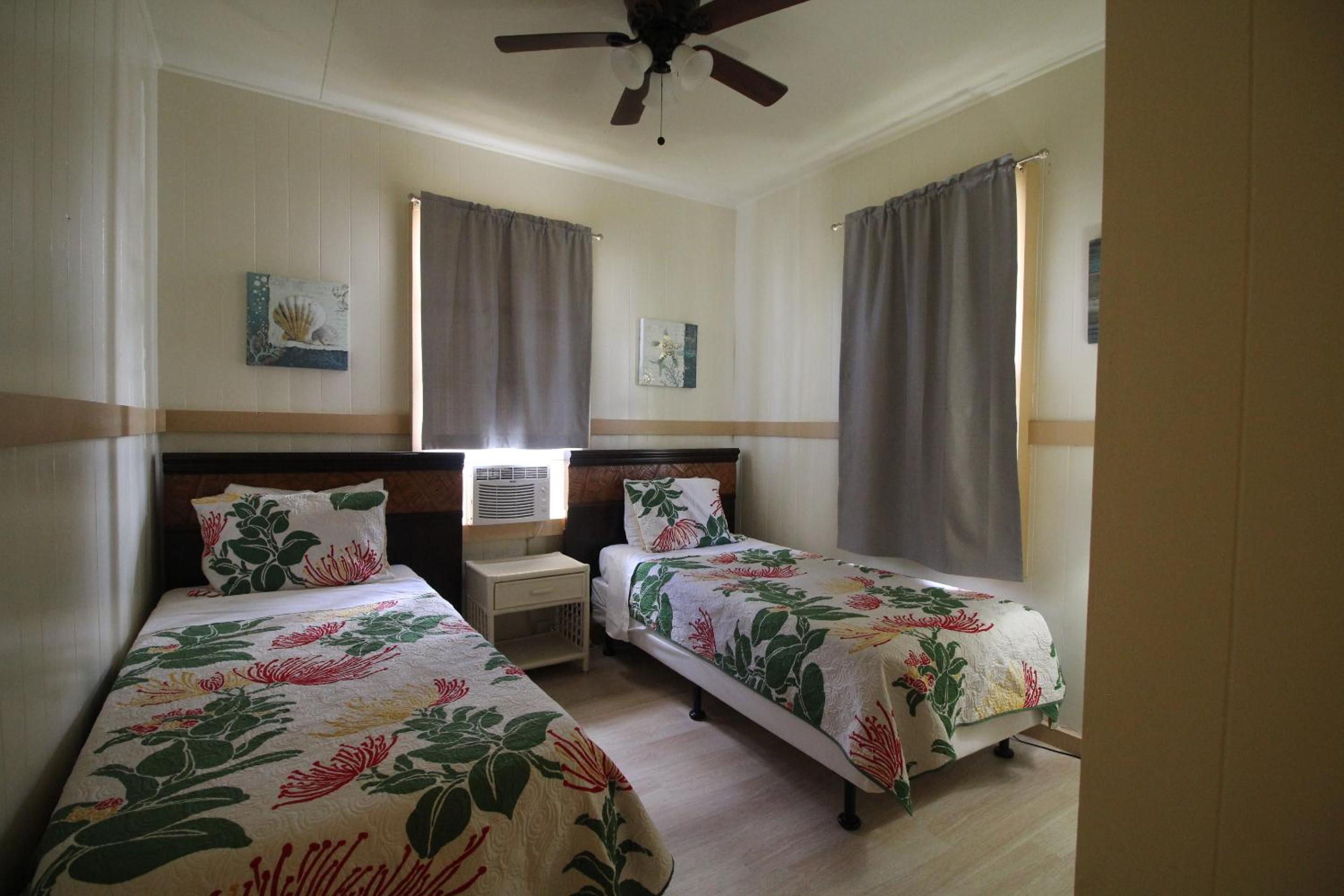 Two-Bedroom Cottage - Photo 15