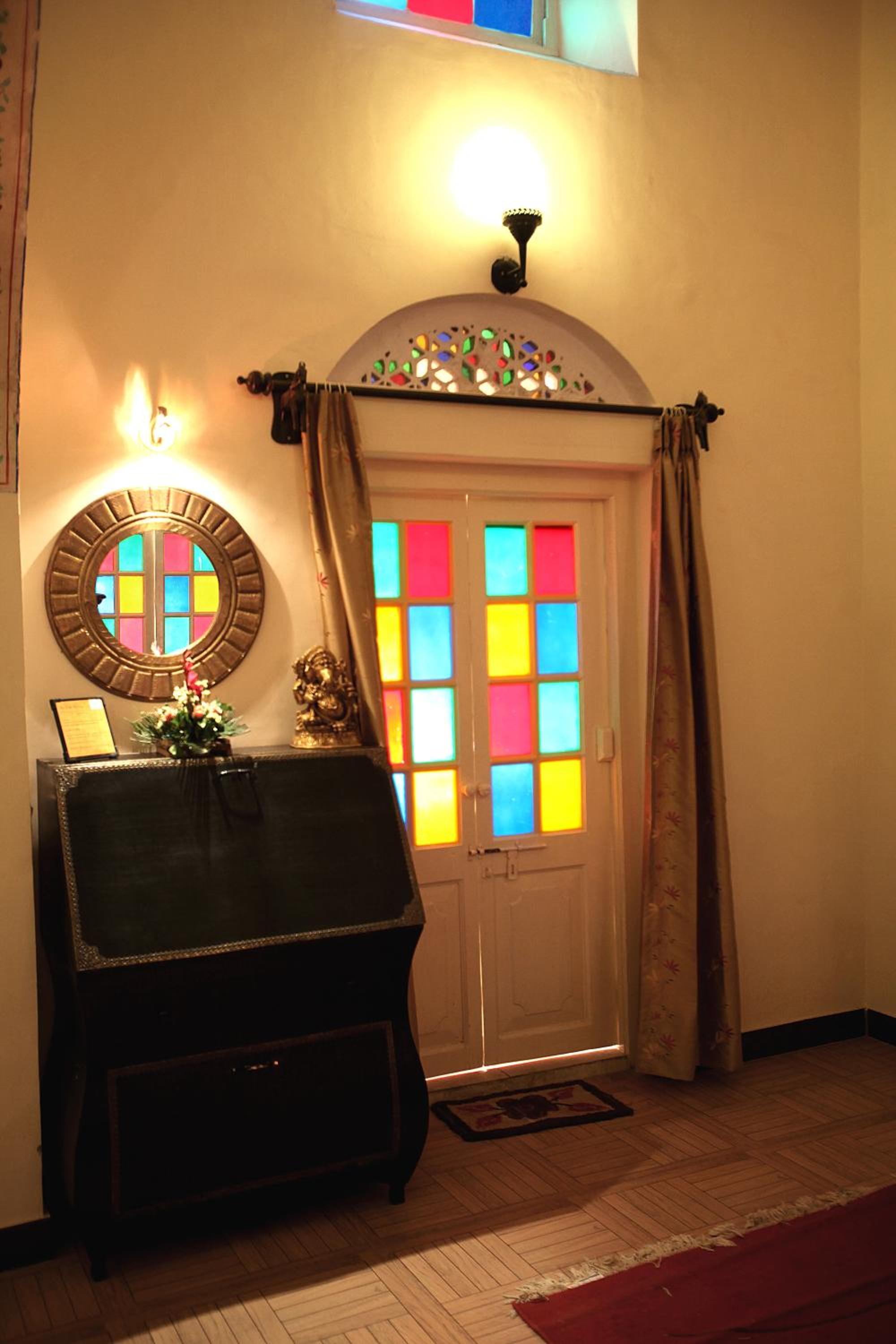 Super Deluxe - Photo 15