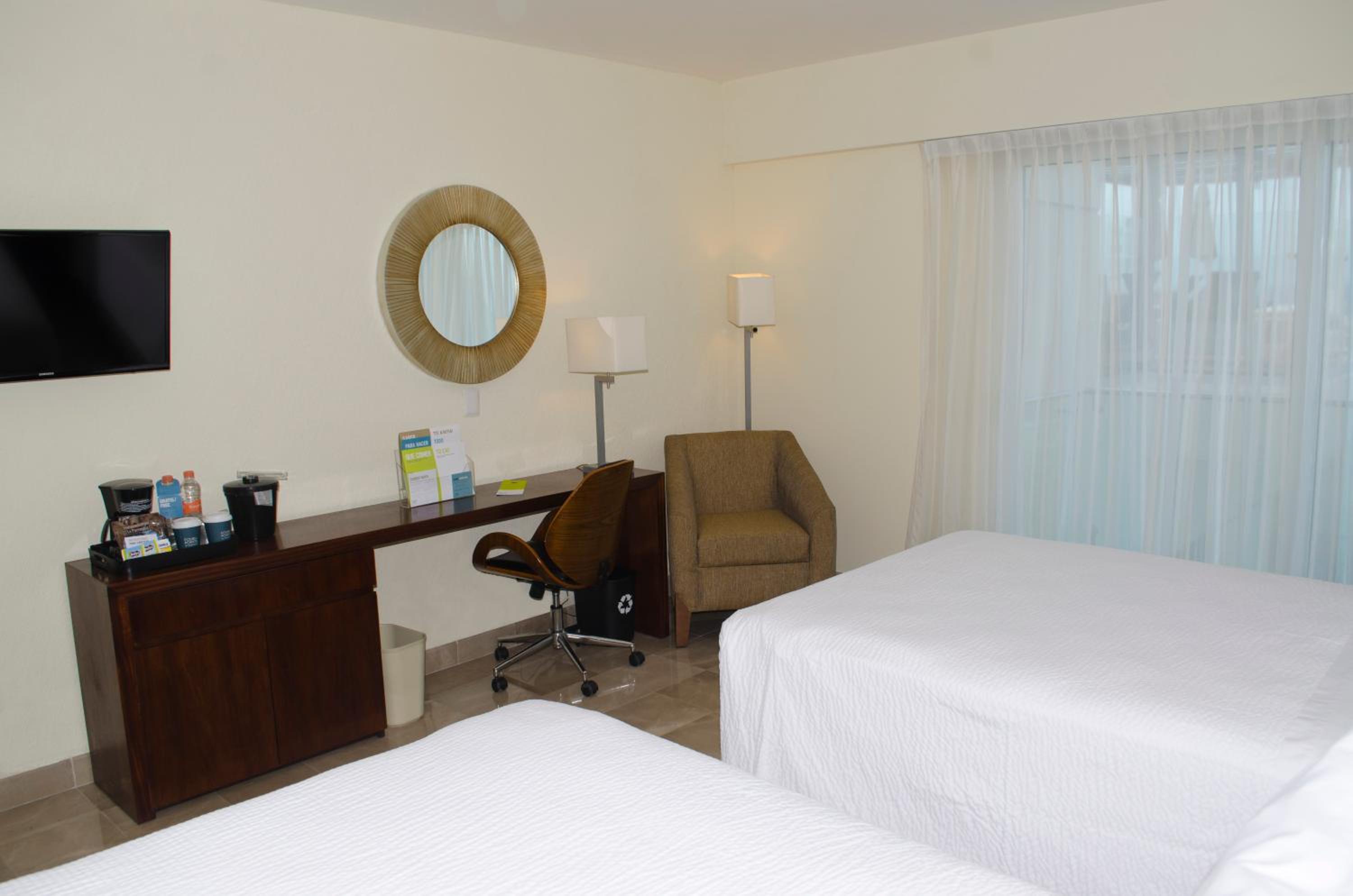 Guest room, 2 Double, City view, Balcony
