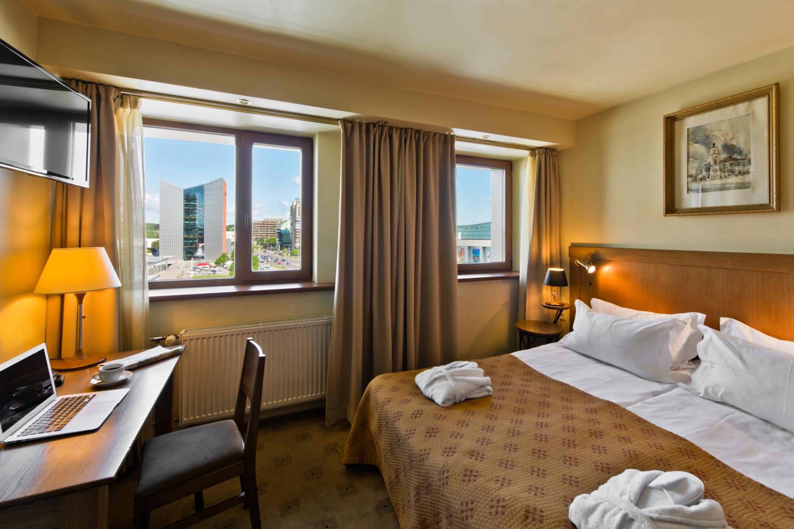 Double Room - Photo 2