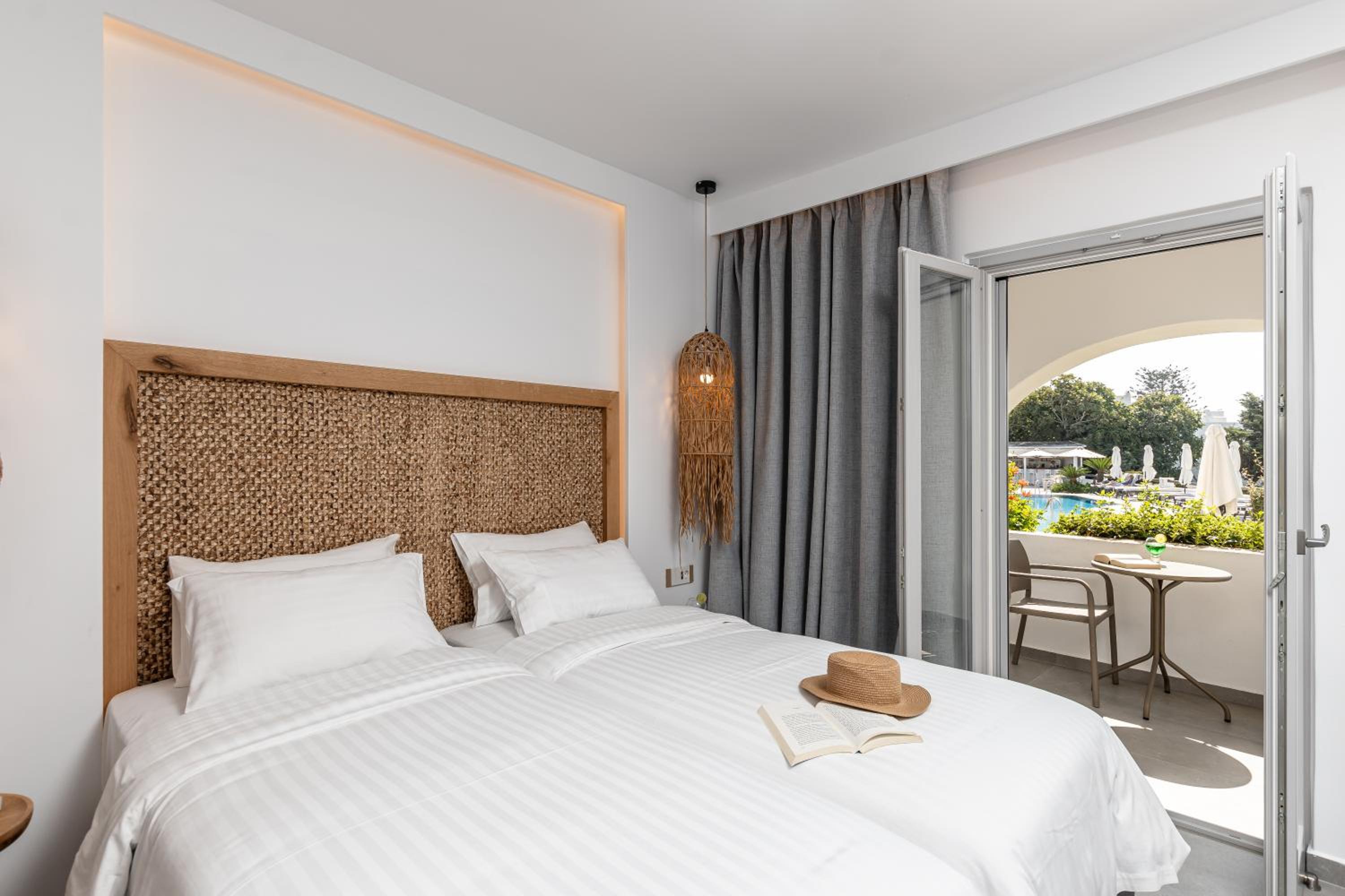 Deluxe Double or Twin Room - Photo 16