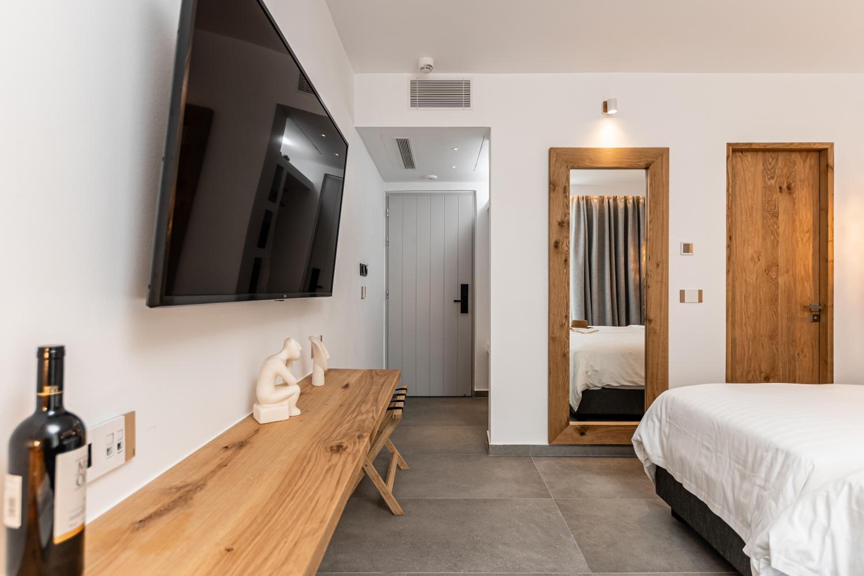 Deluxe Double or Twin Room - Photo 3