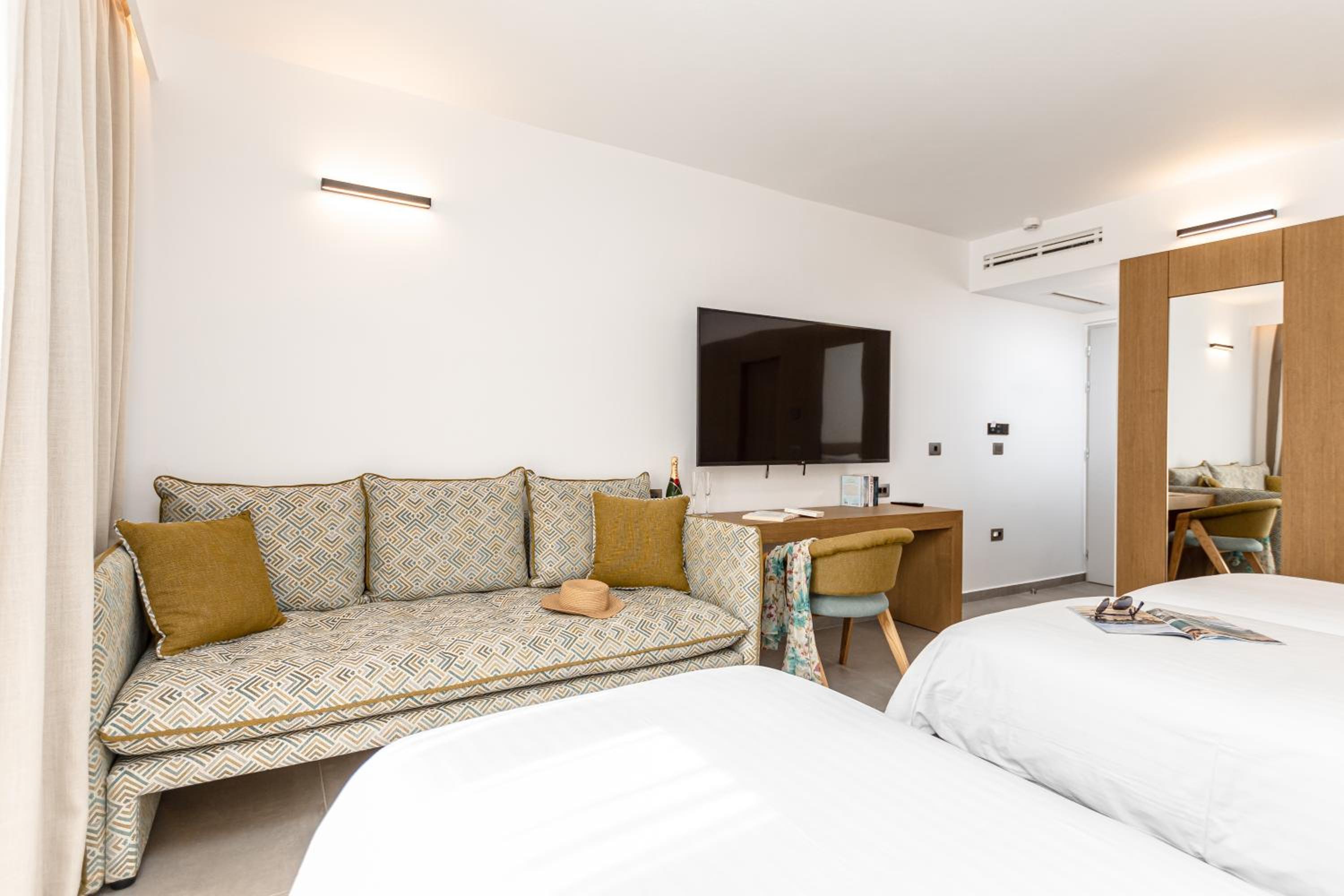Triple Room - Photo 8