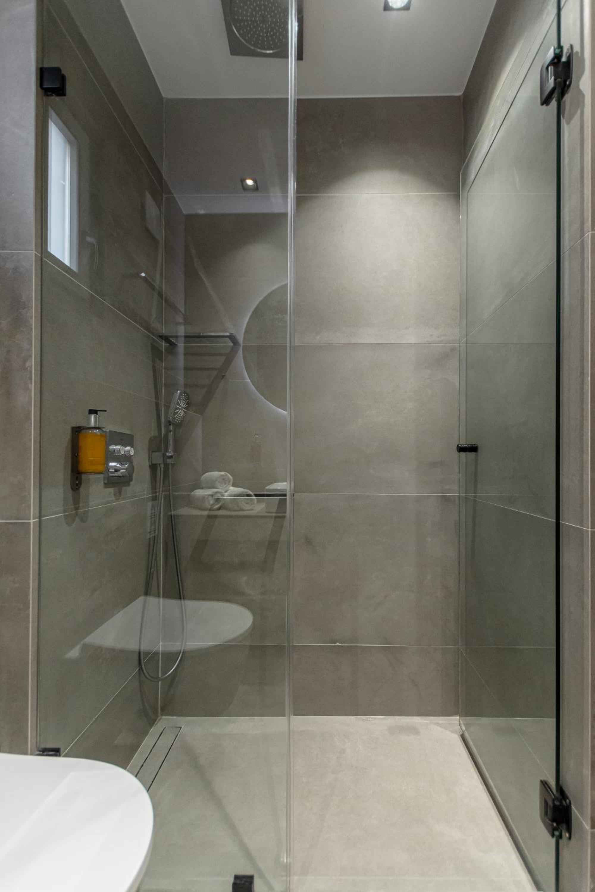 Triple Room - Photo 11