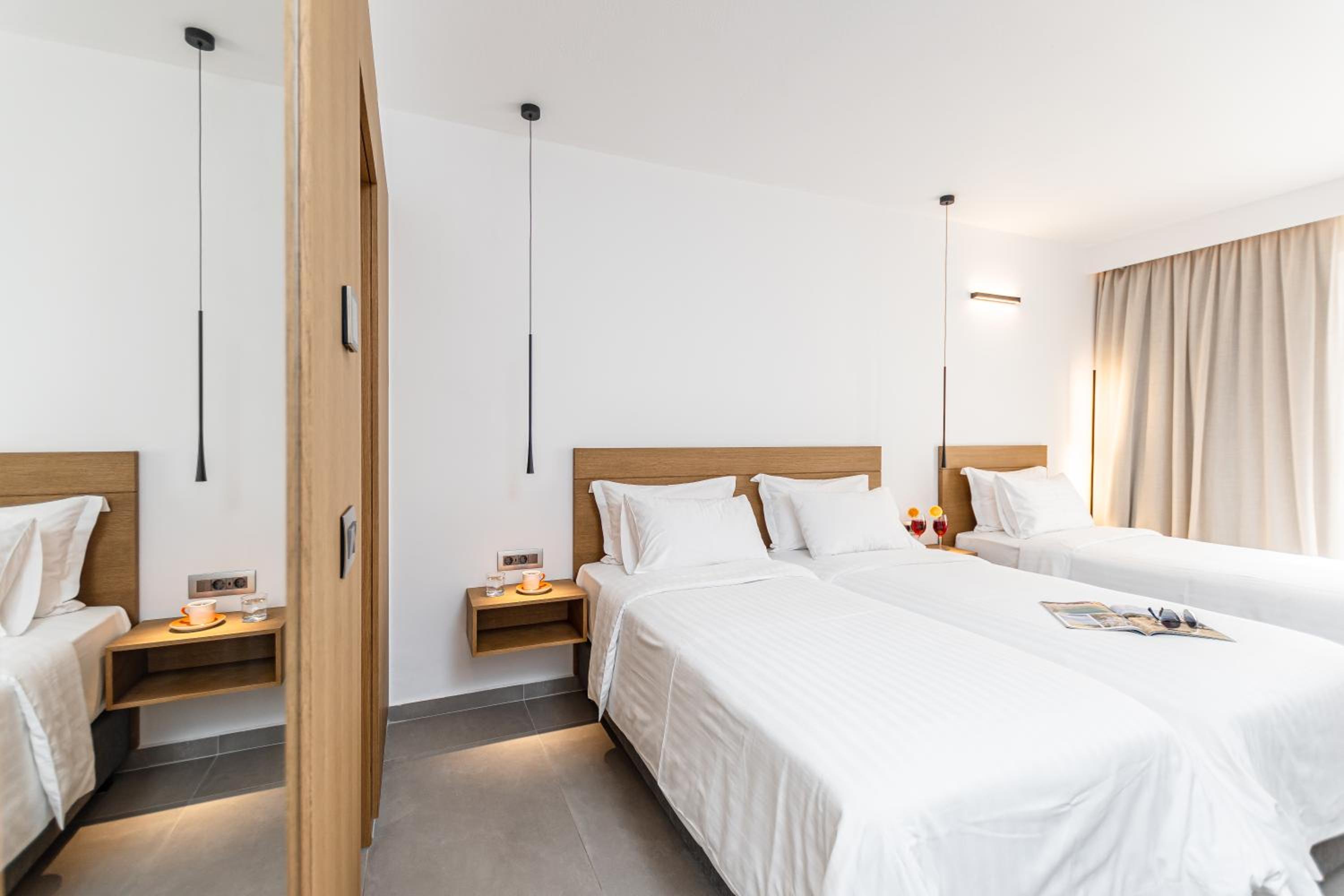 Triple Room - Photo 2