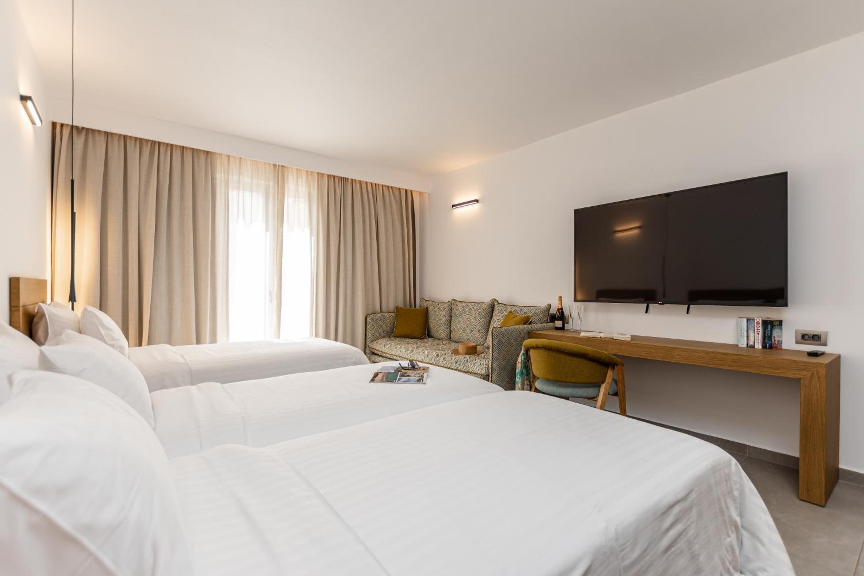 Triple Room - Photo 14