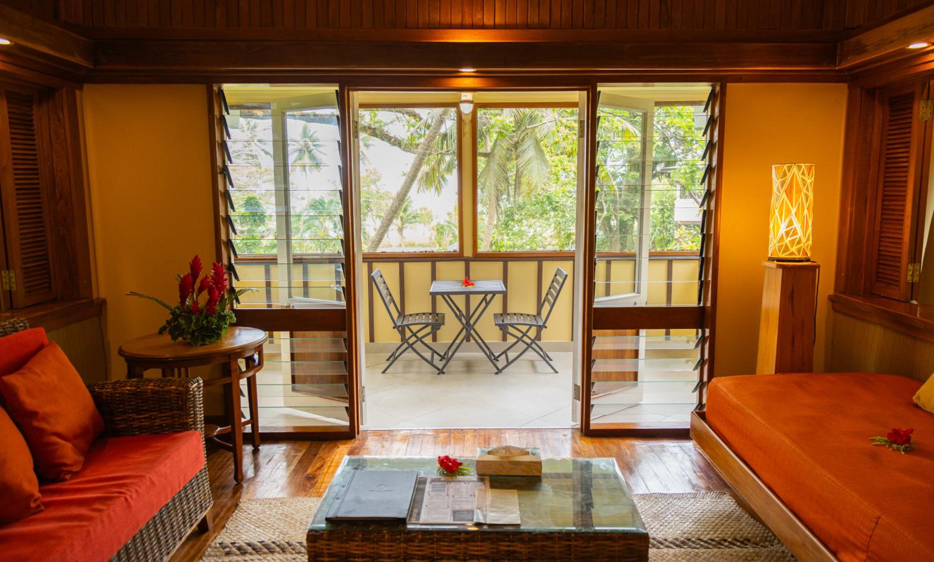 Two-bedroom Bungalow With Garden View