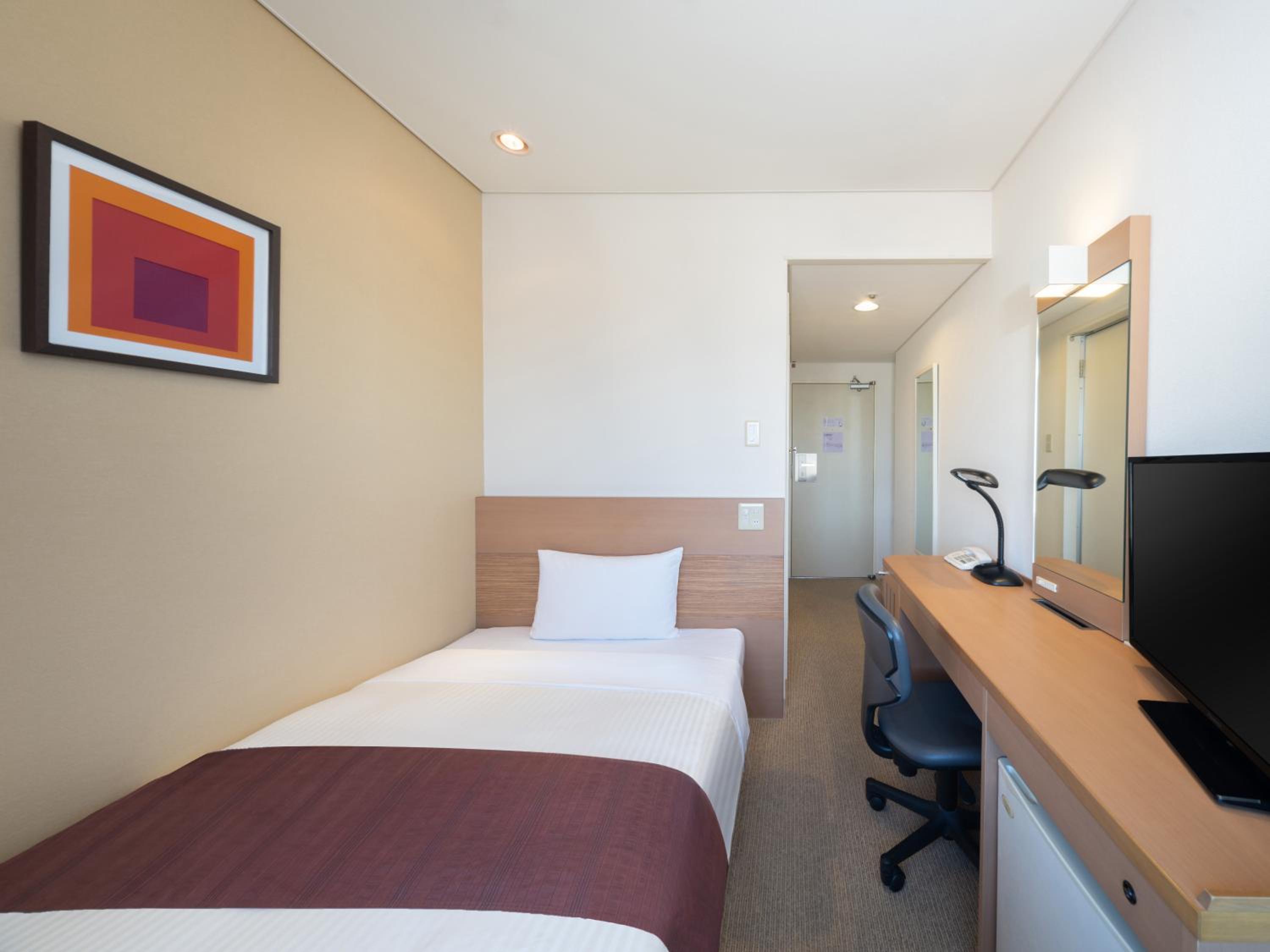 Standard Single Room With Remodeling Bathroom - Smoking photo 2