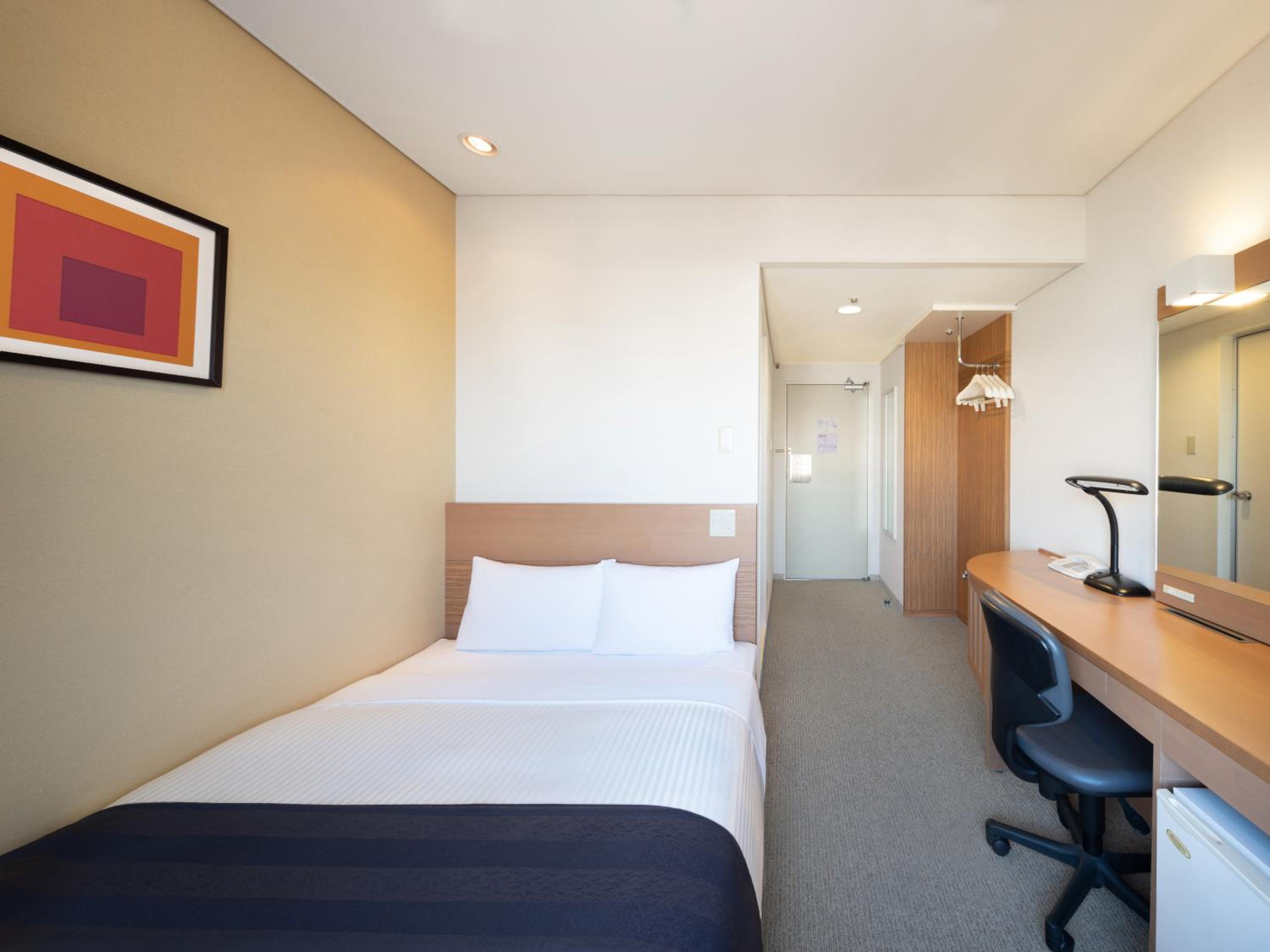 Standard Double Room - Smoking - Photo 2
