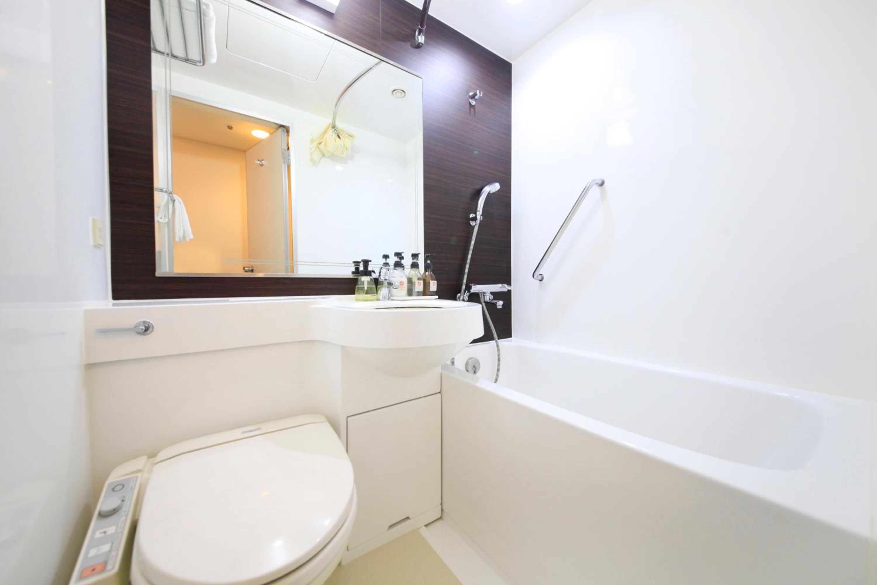 Standard Single Room With Remodeling Bathroom - Smoking photo 3