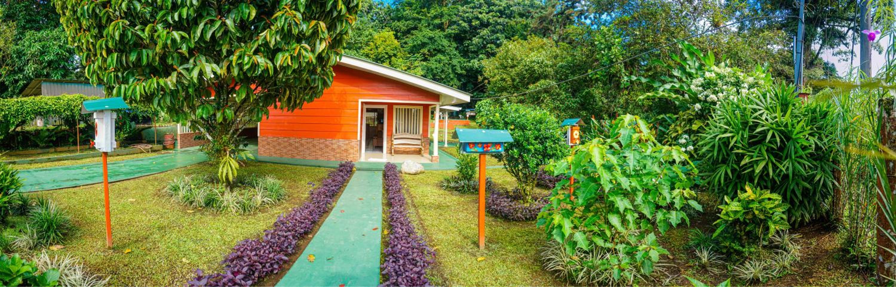 Three-Bedroom House photo 2