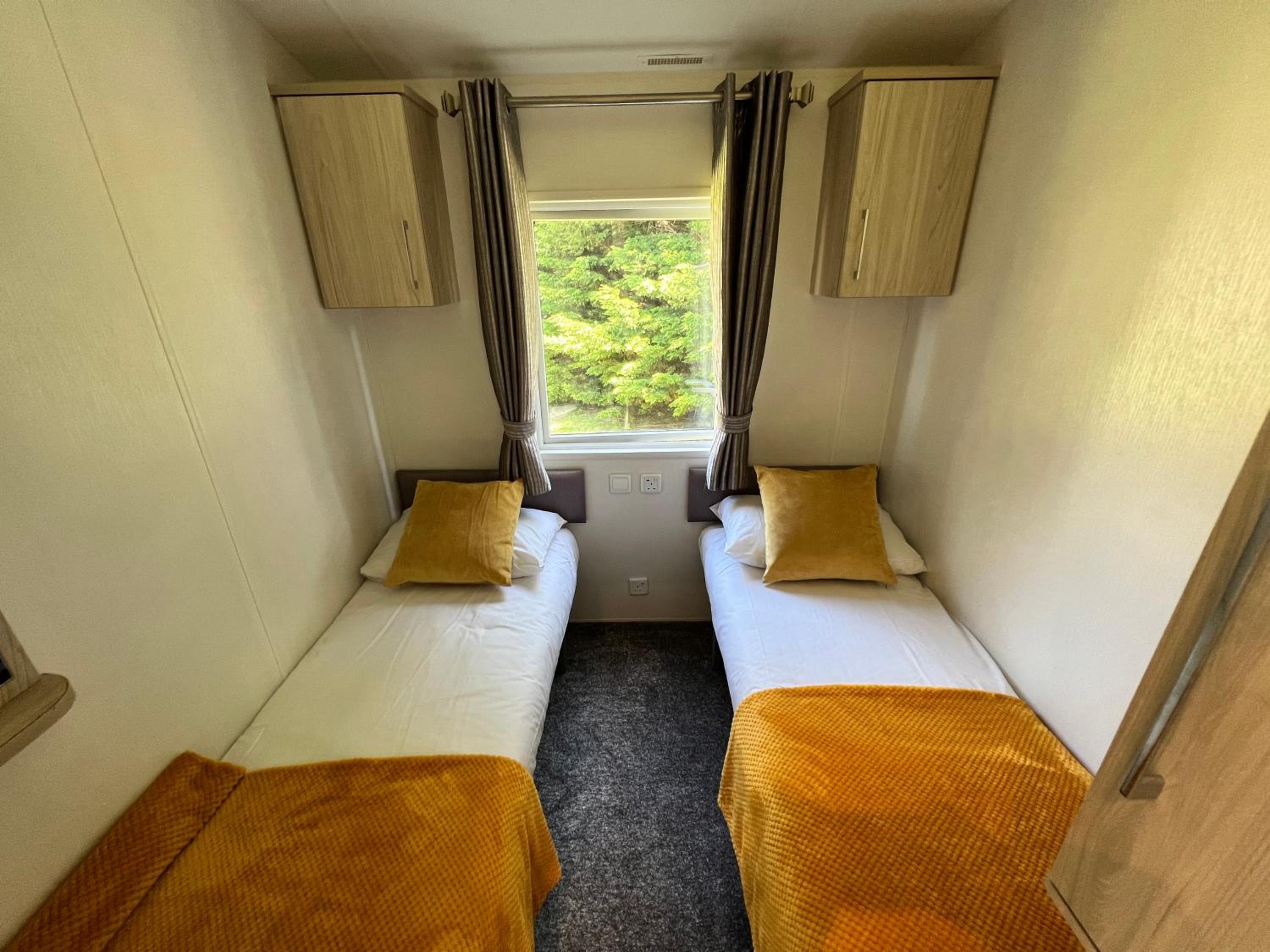 Caravan photo 2