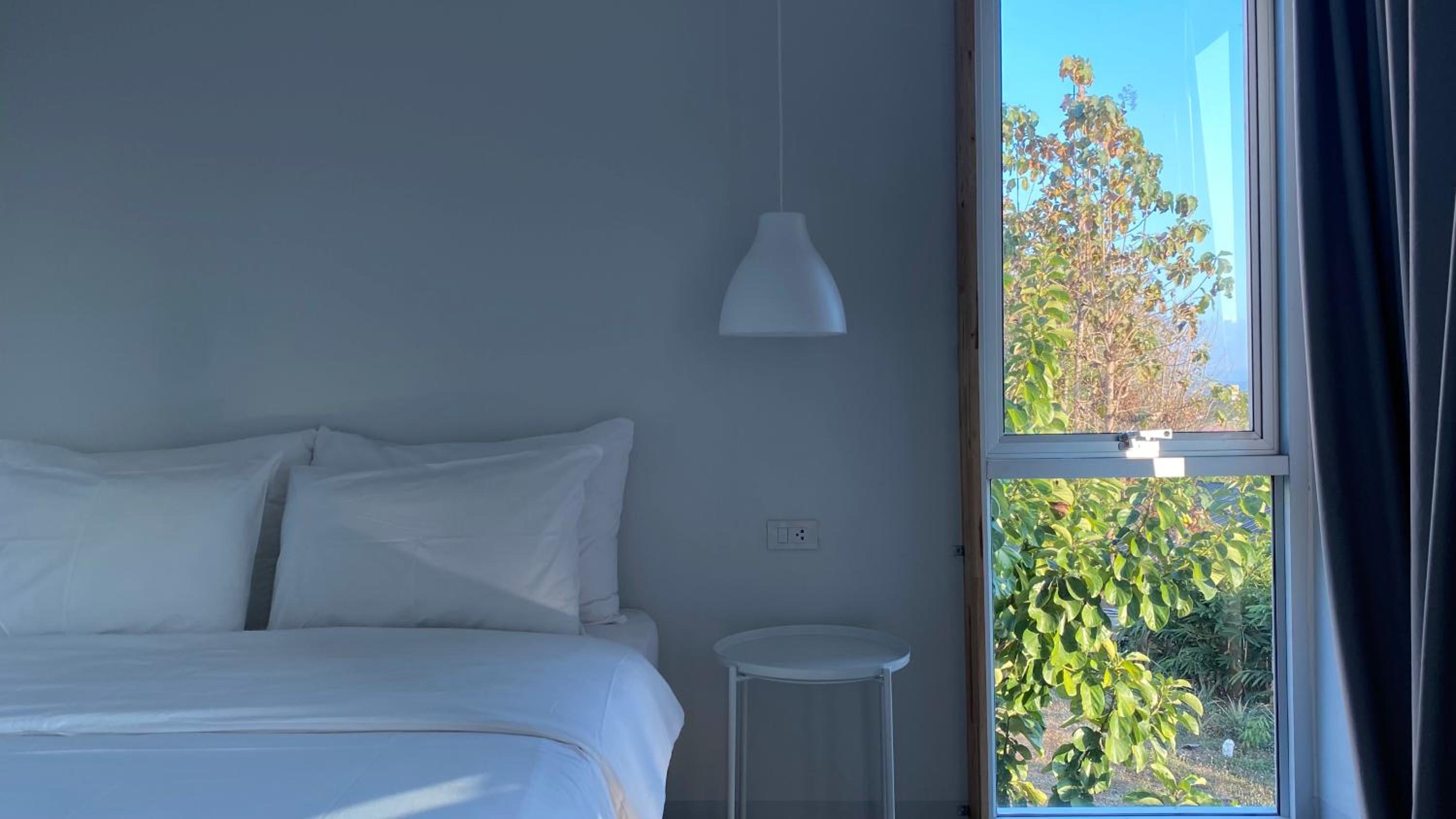 Double Room with Balcony - Photo 6