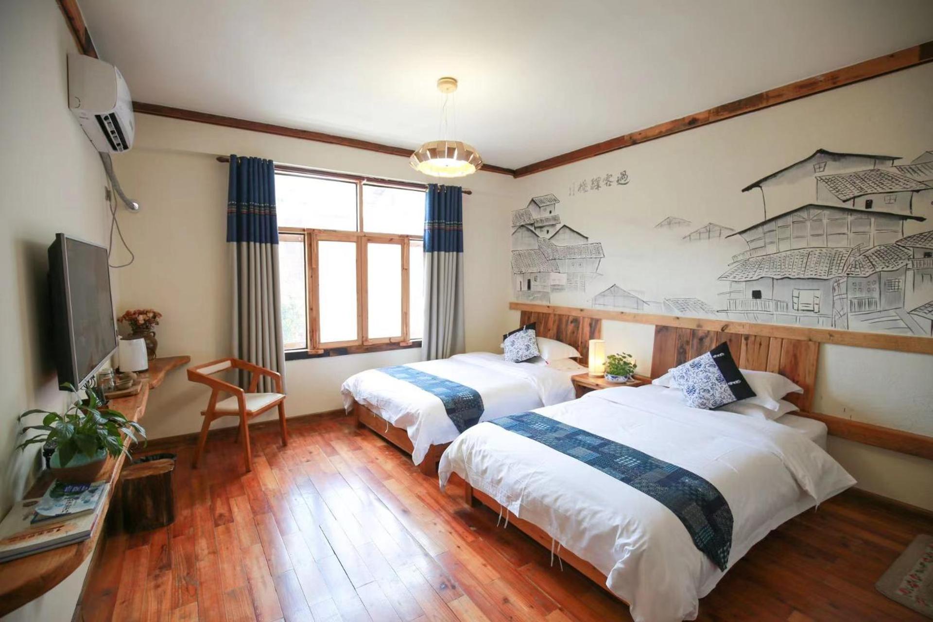 Deluxe Twin Room photo 2