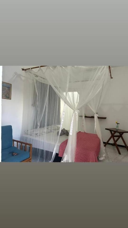 Double Room with Balcony - Photo 4