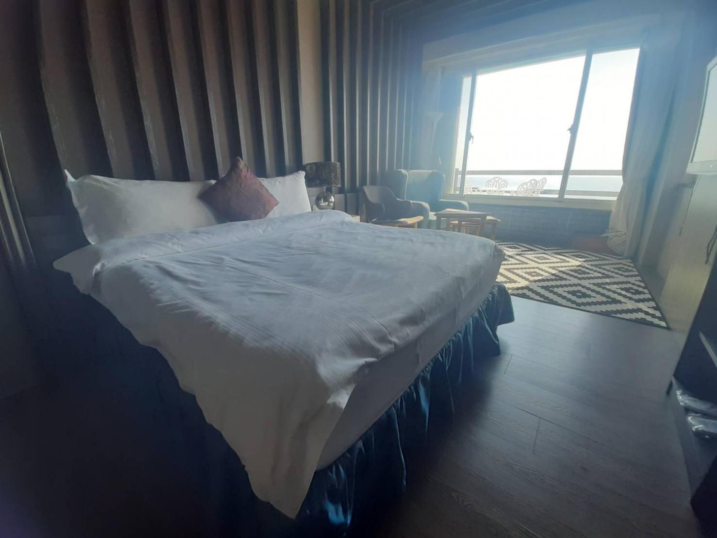 Double Room with Balcony - Photo 2