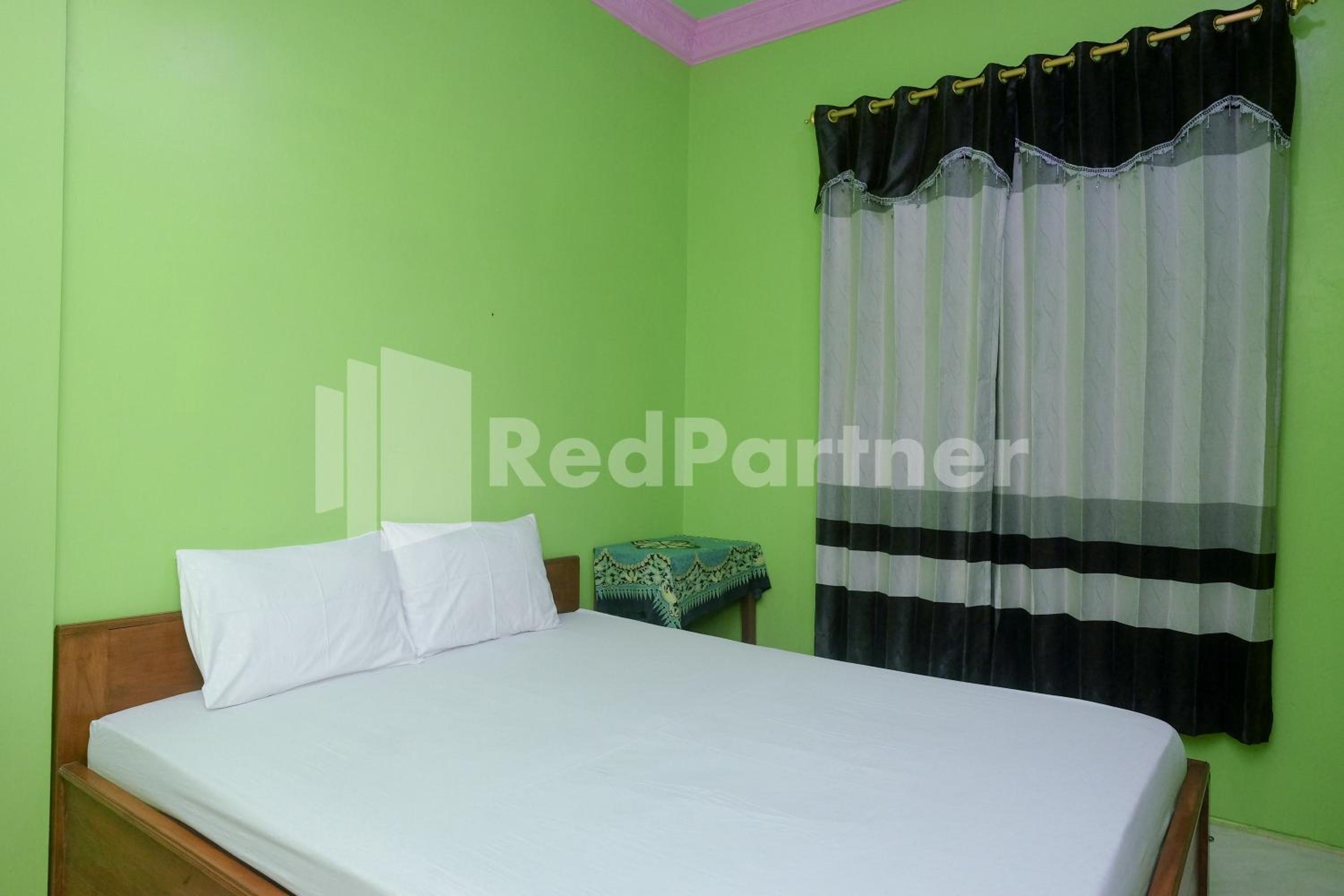 Deluxe Room - Photo 7