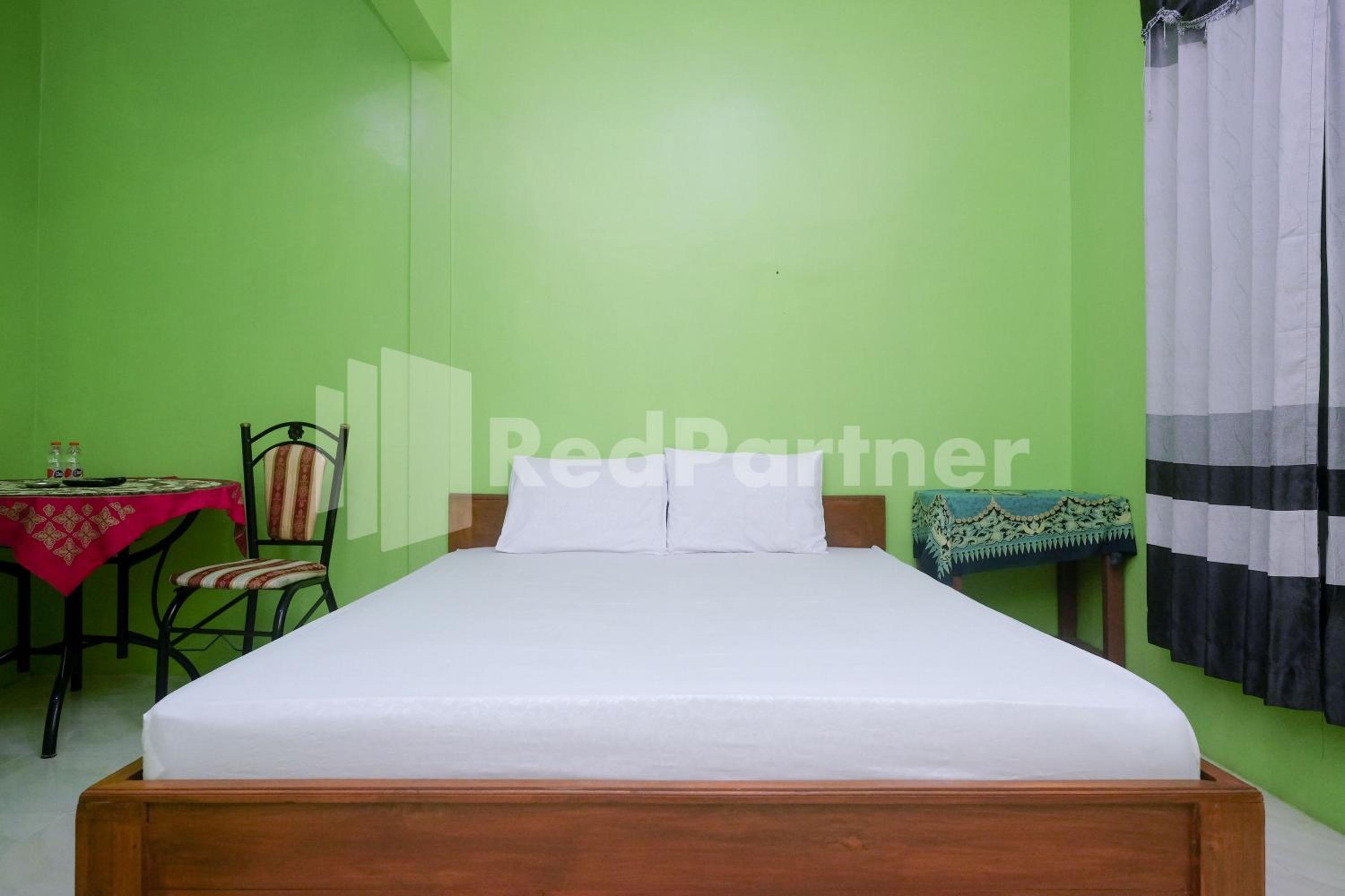 Deluxe Room - Photo 6