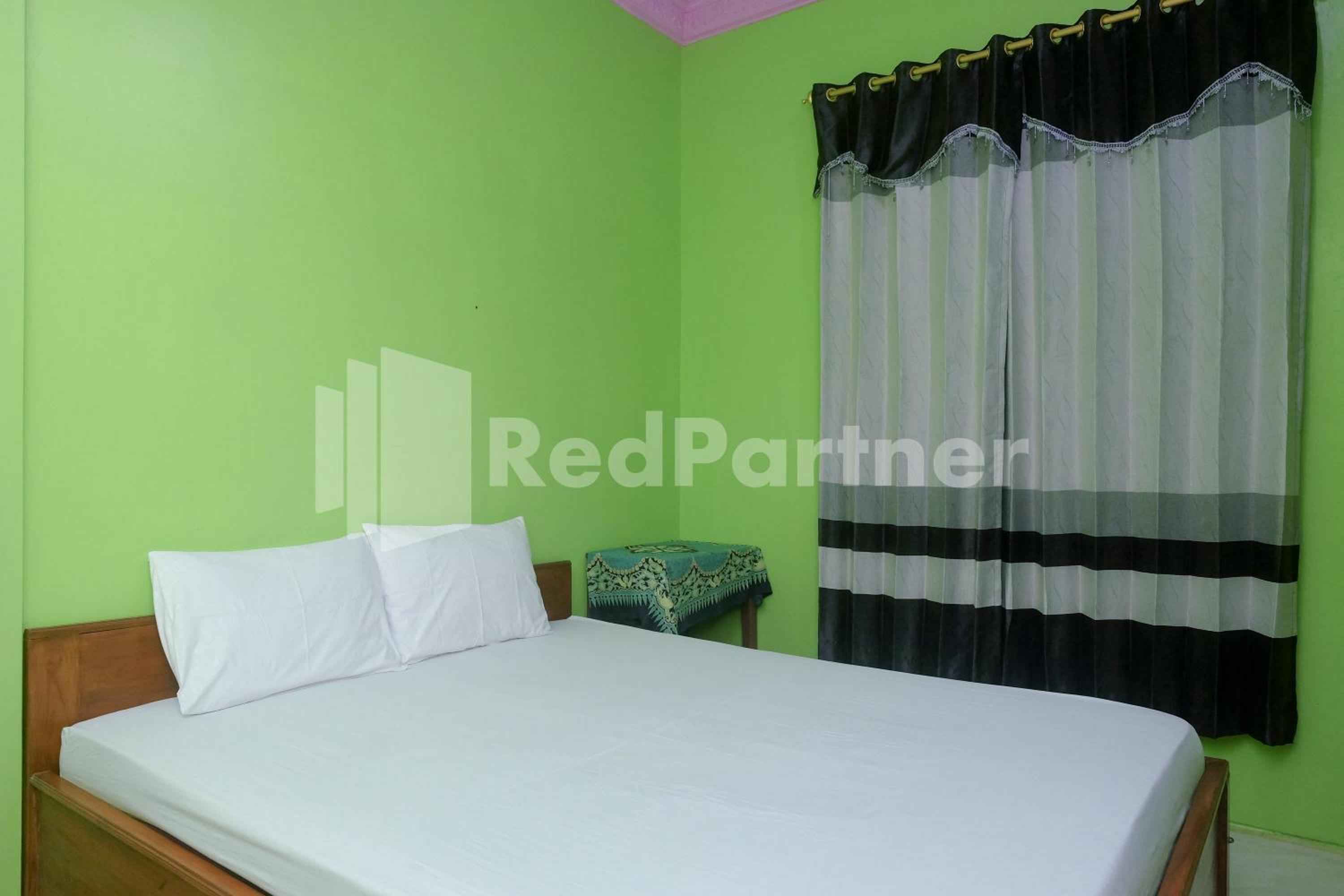 Deluxe Room - Photo 4