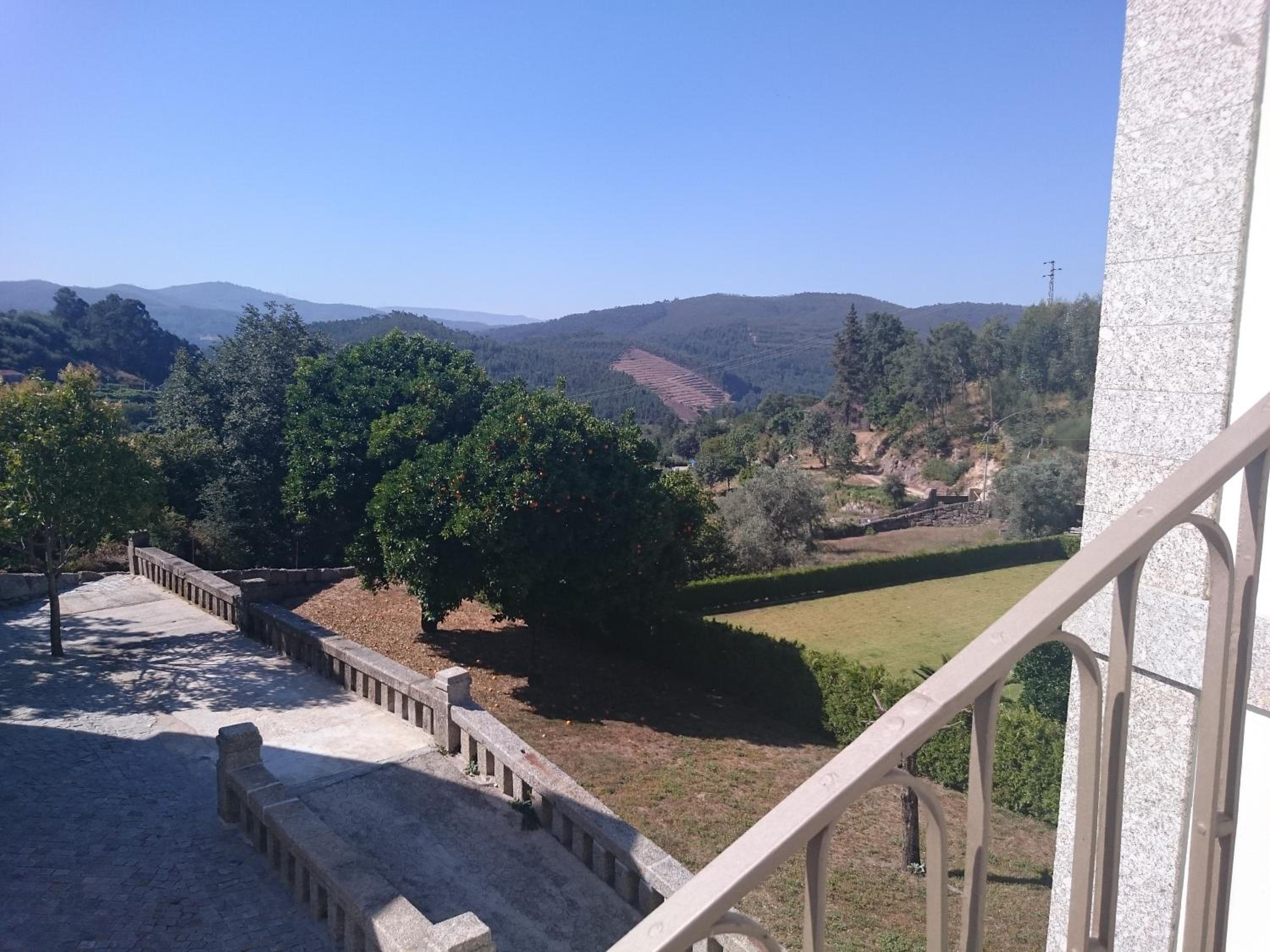 Suite with Mountain View - Photo 6