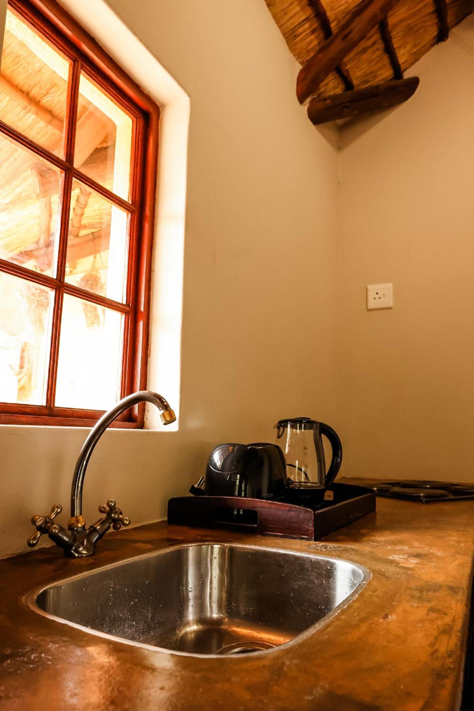 One-Bedroom House photo 2