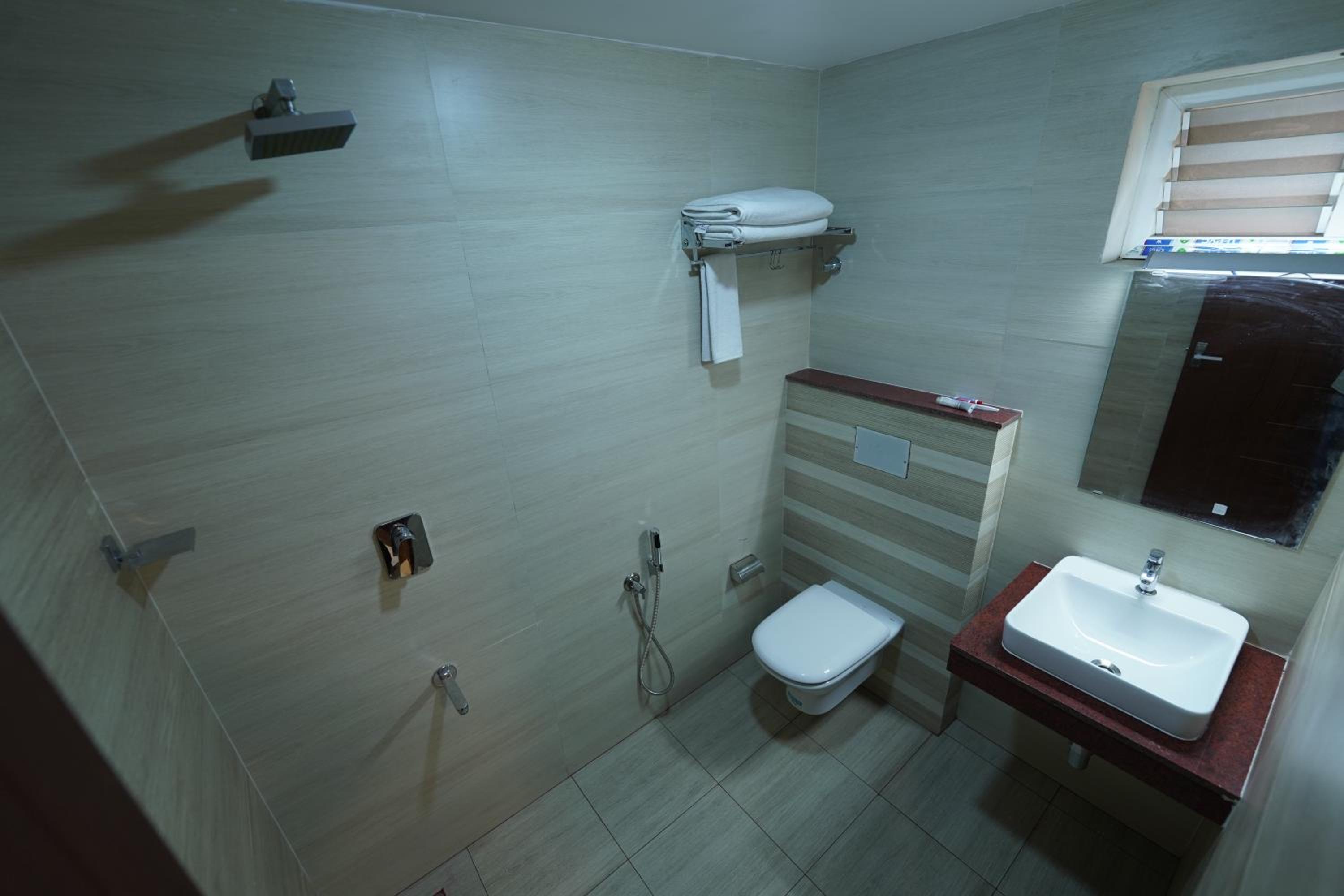 Superior Suite - Photo 2