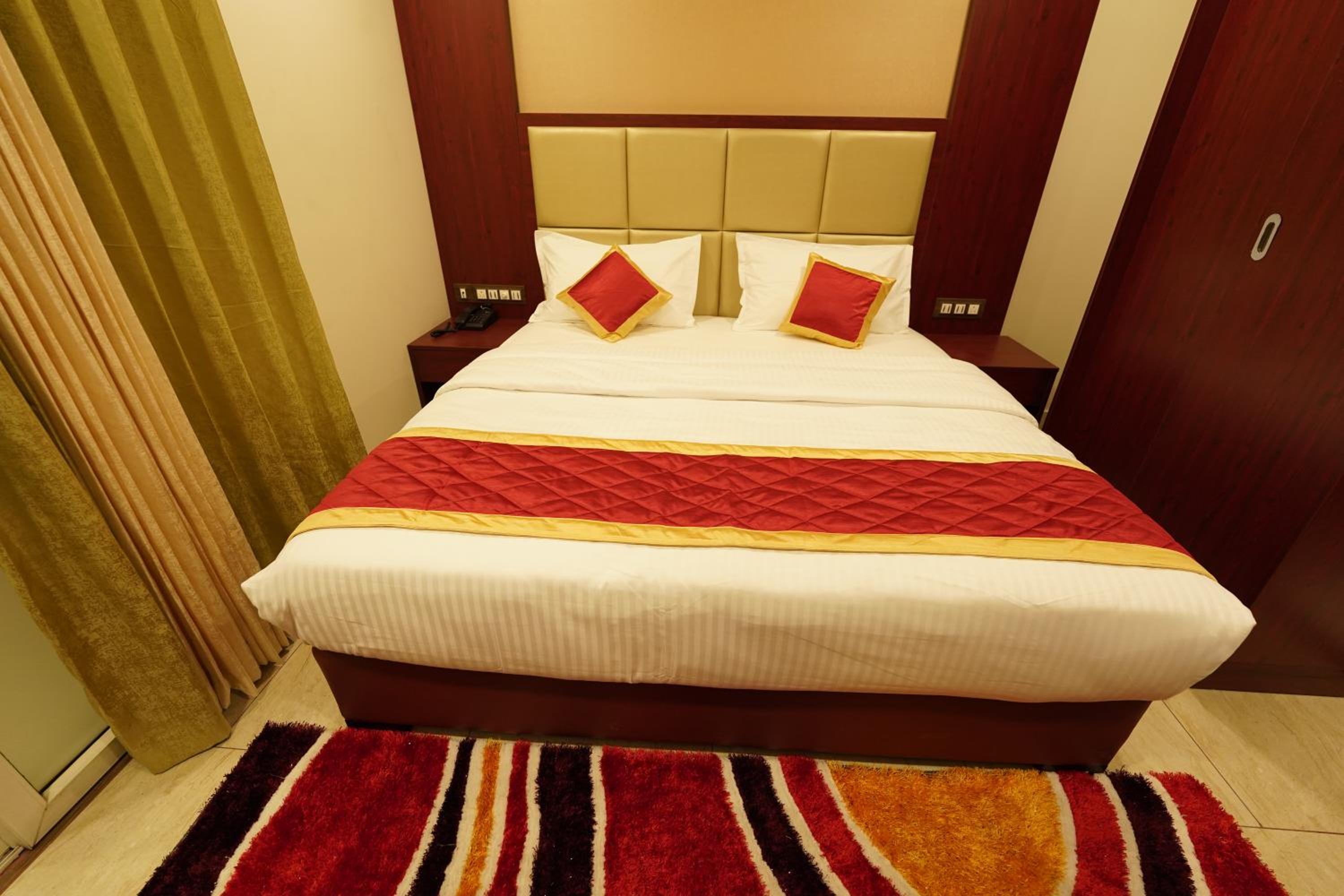 Superior Suite - Photo 4