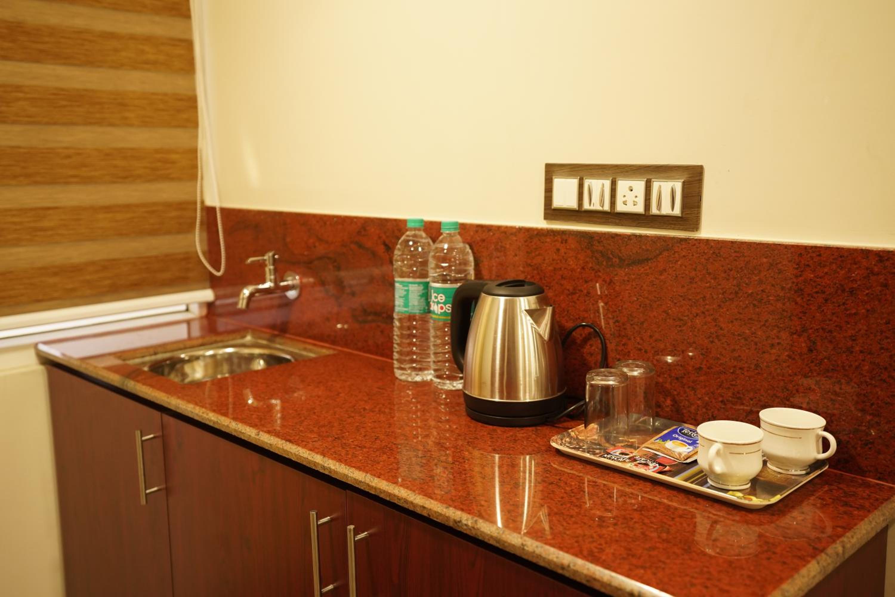 Superior Suite - Photo 3