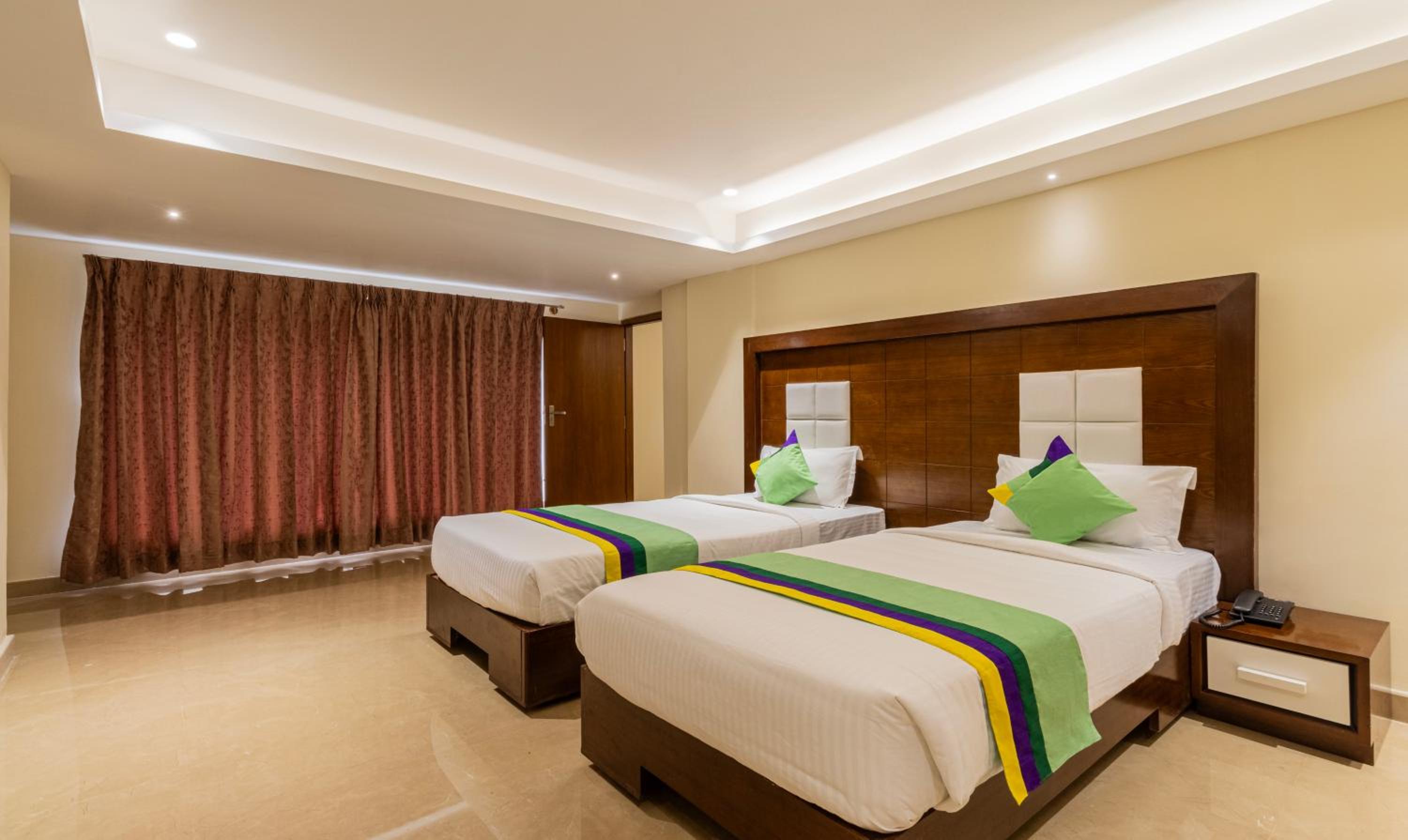 Spacious Premium Room photo 3