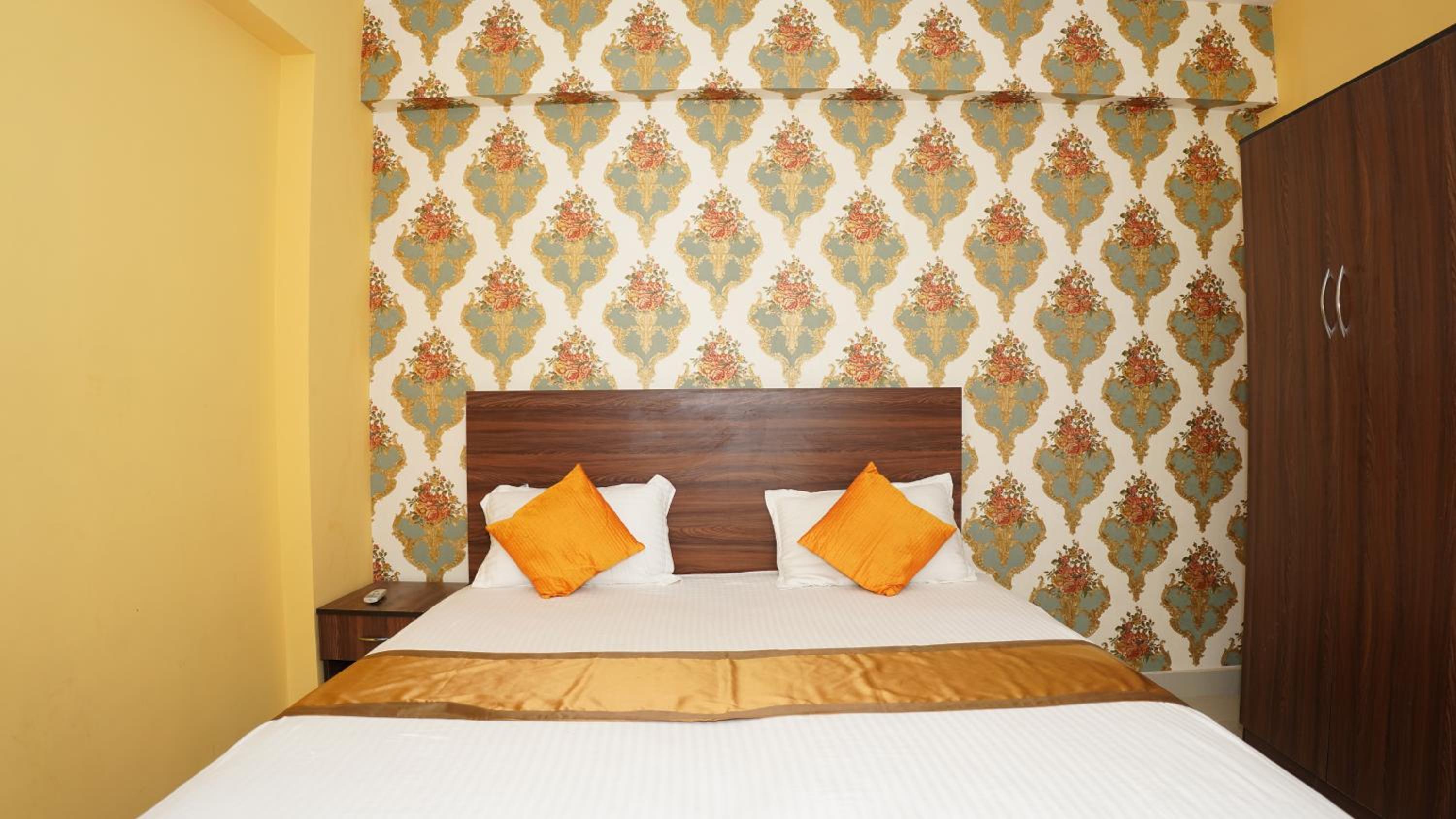 Deluxe Double Room photo 3