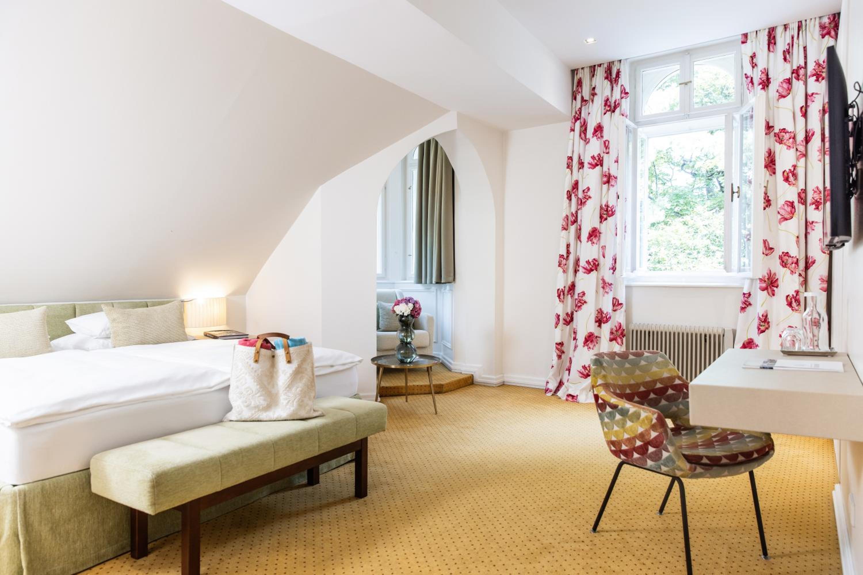 Double Room with Garden View photo 2