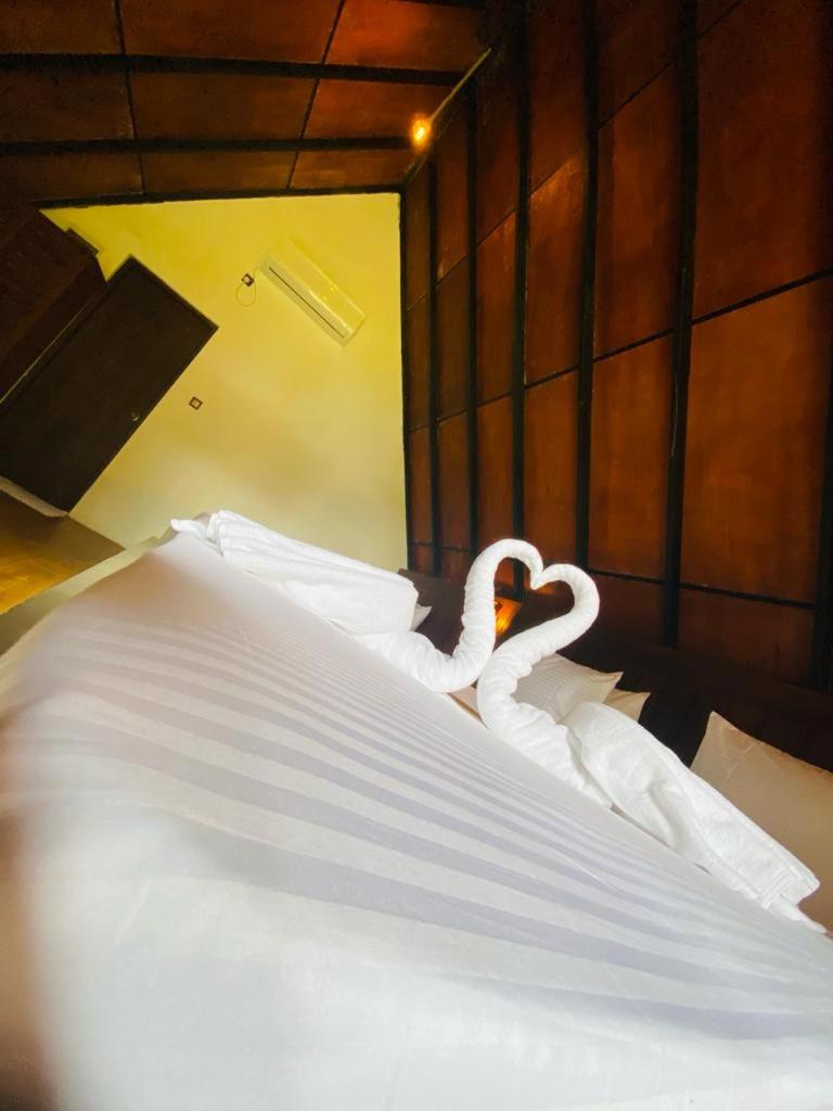 Deluxe Room (2 Adults + 1 Child) photo 2