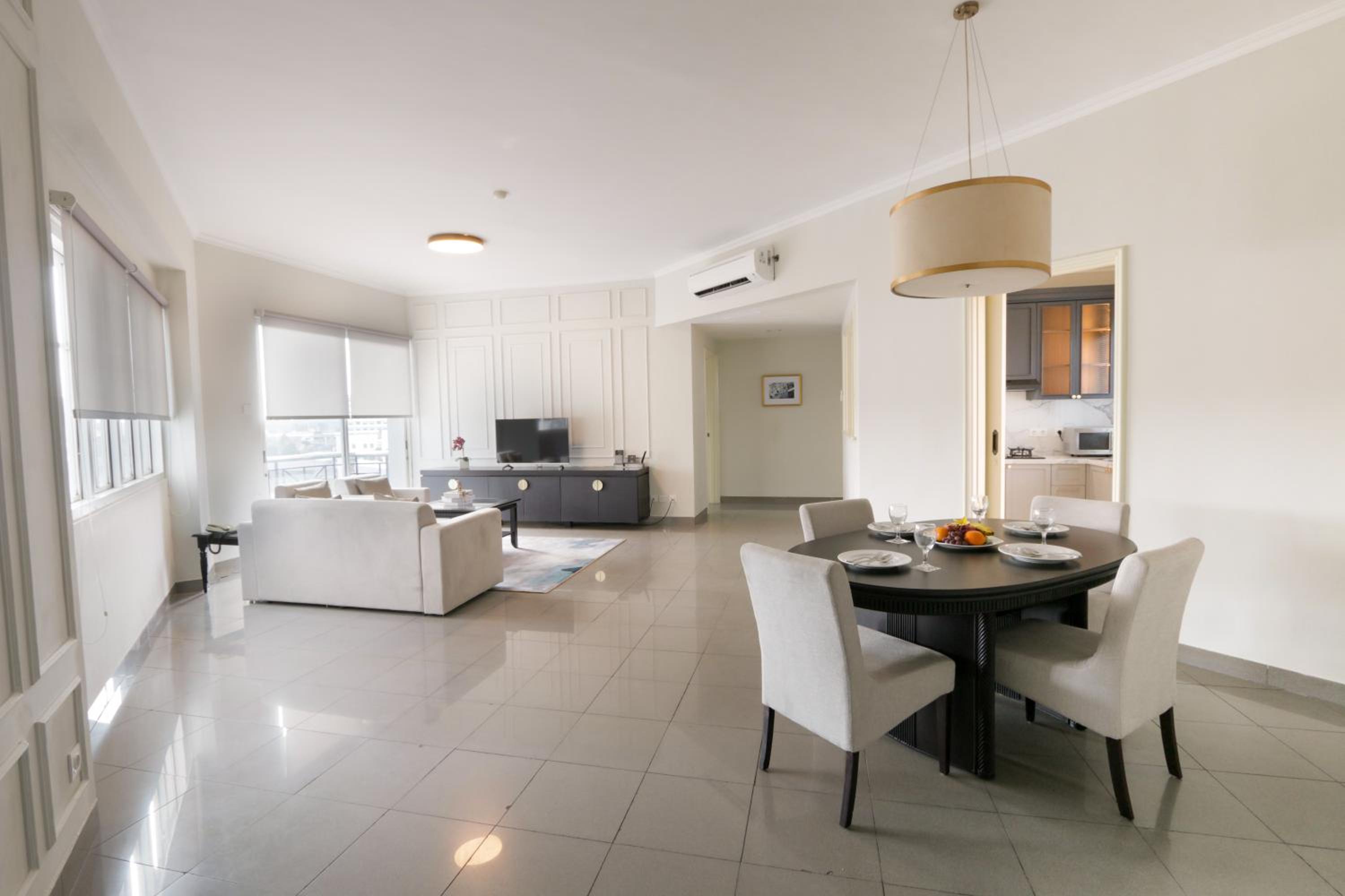 Three-Bedroom Apartment - Photo 28