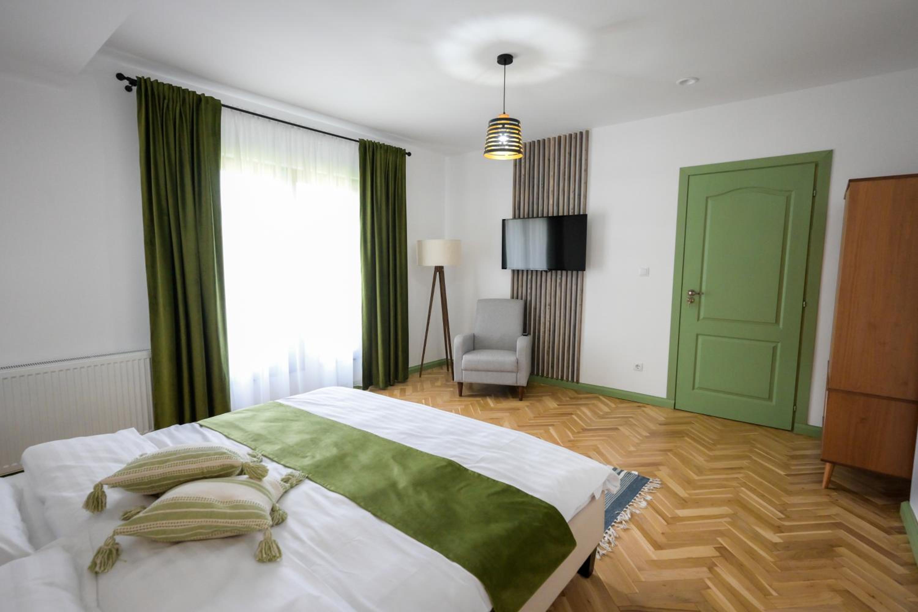 Two-Bedroom Deluxe Apartment photo 1
