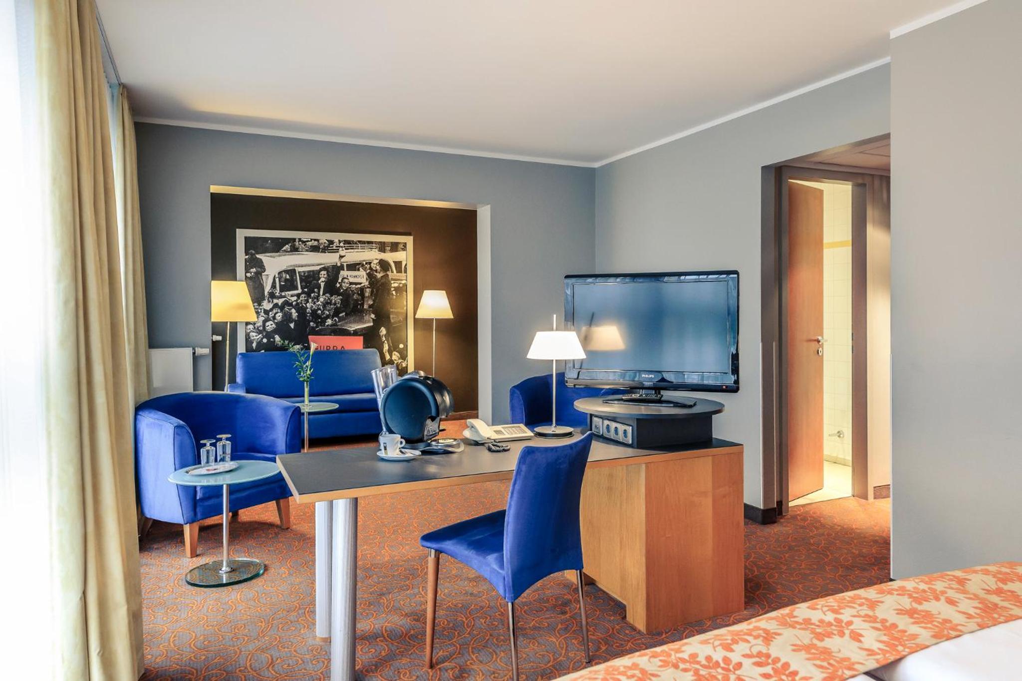 Superior Apartment with Double and Sofa Bed with Kitchenette thumbnail 5