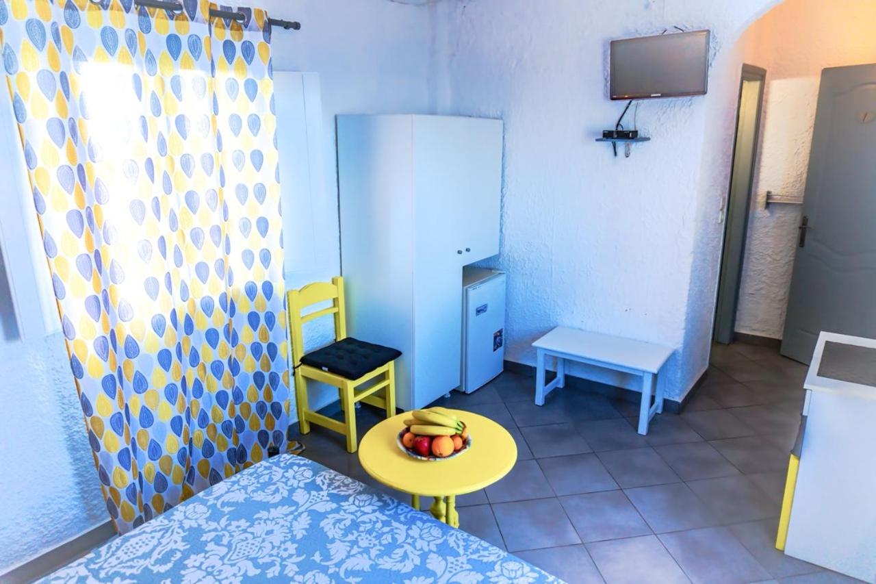 Double Room with Volcano View - Photo 8