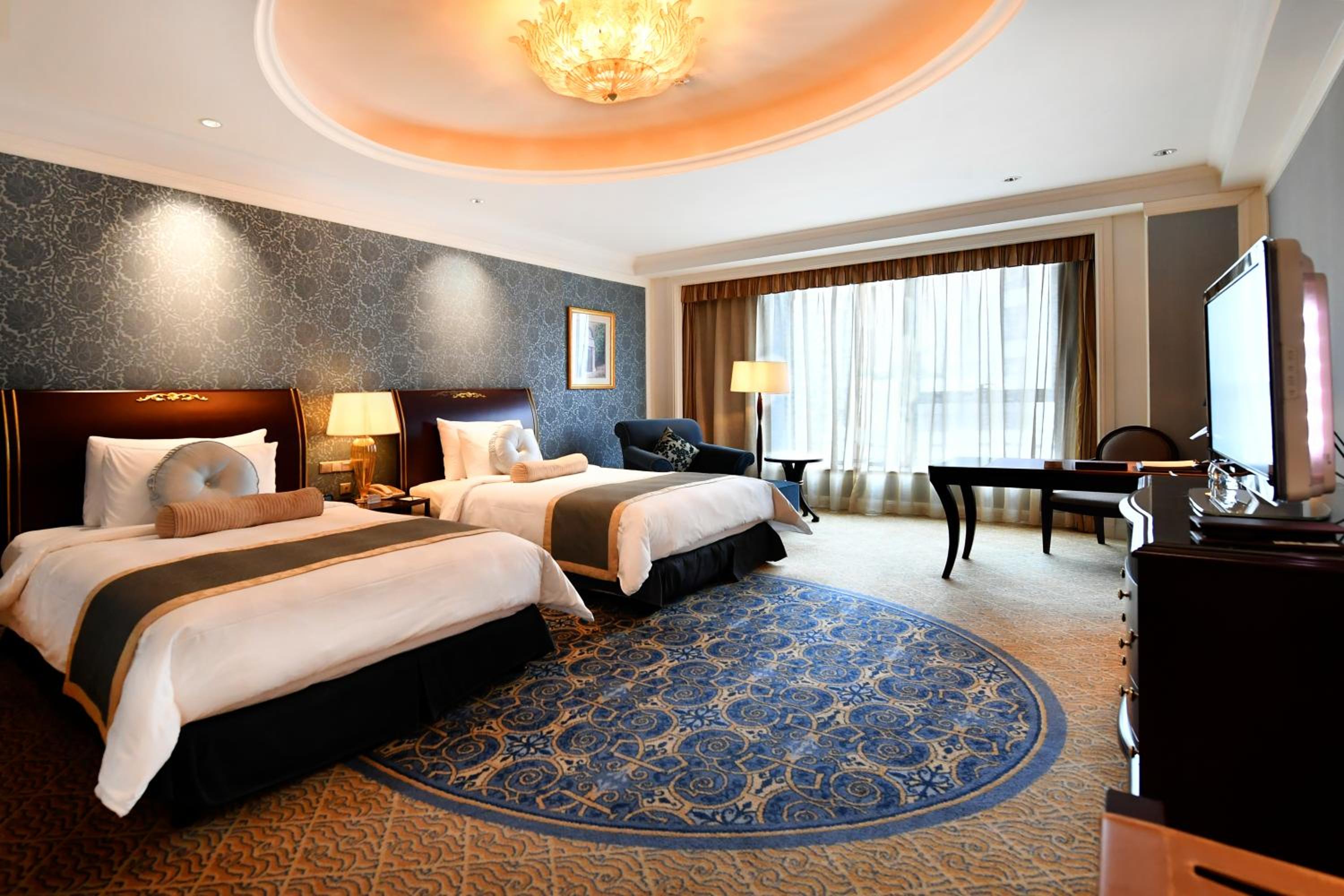 Executive Twin Room - Photo 5