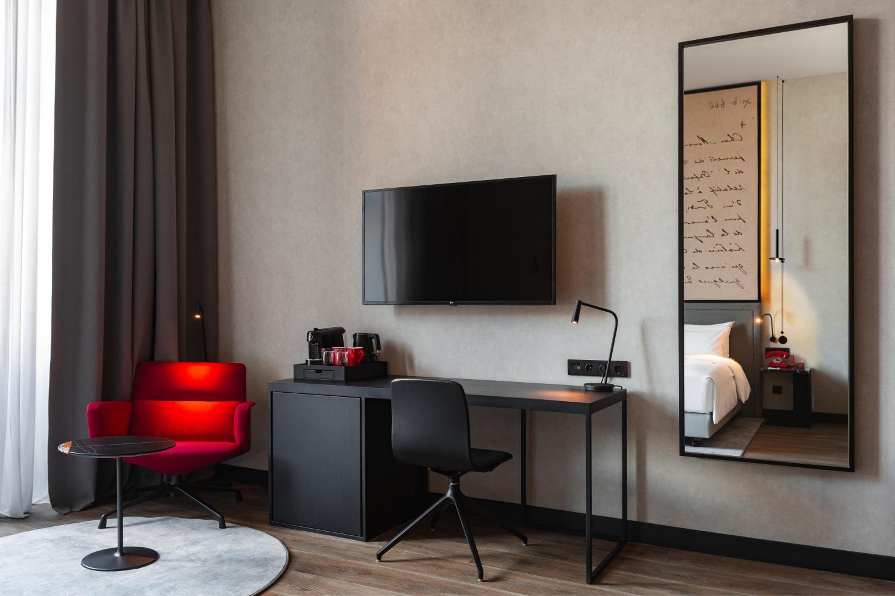 Superior Room - Photo 8
