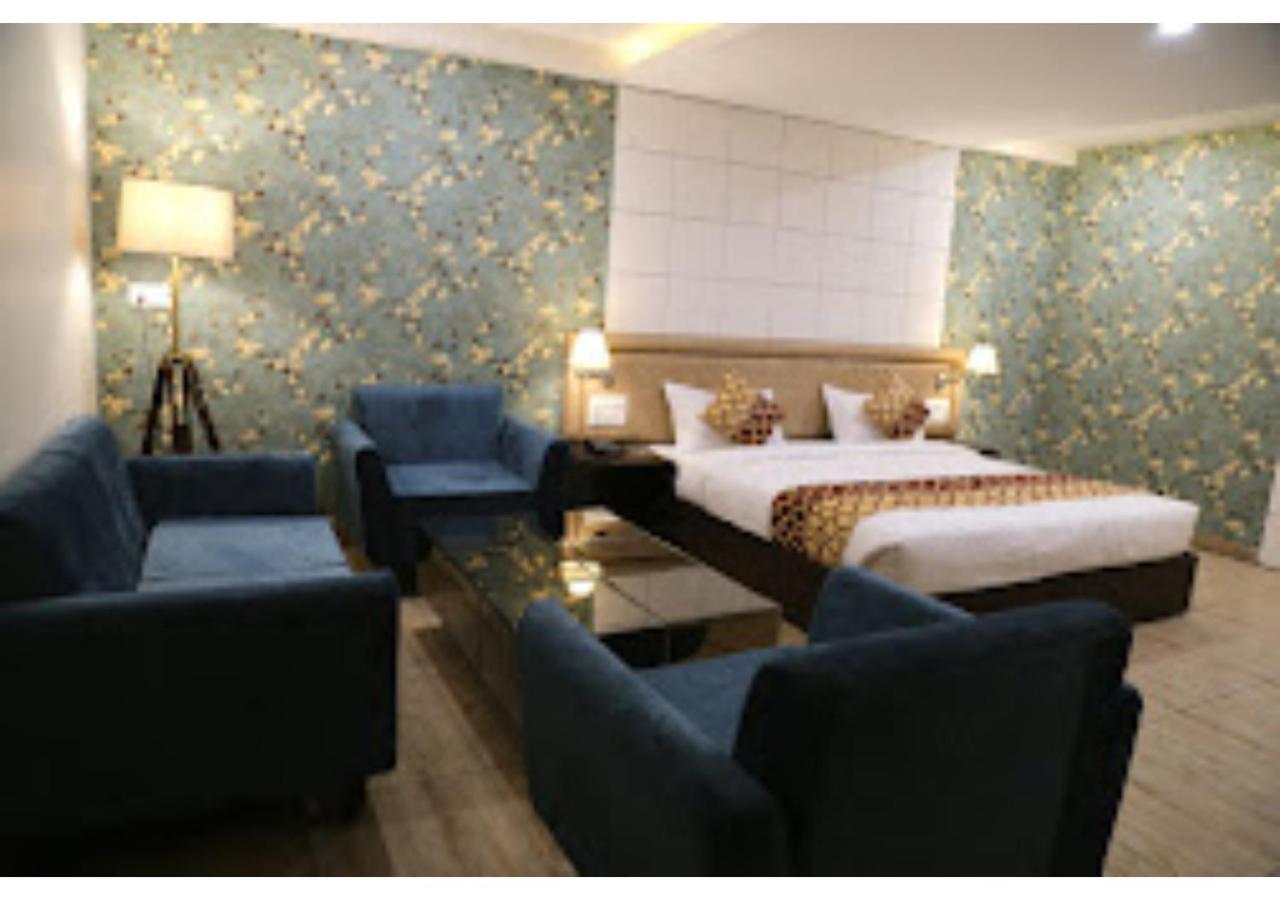 Deluxe Double Room photo 3