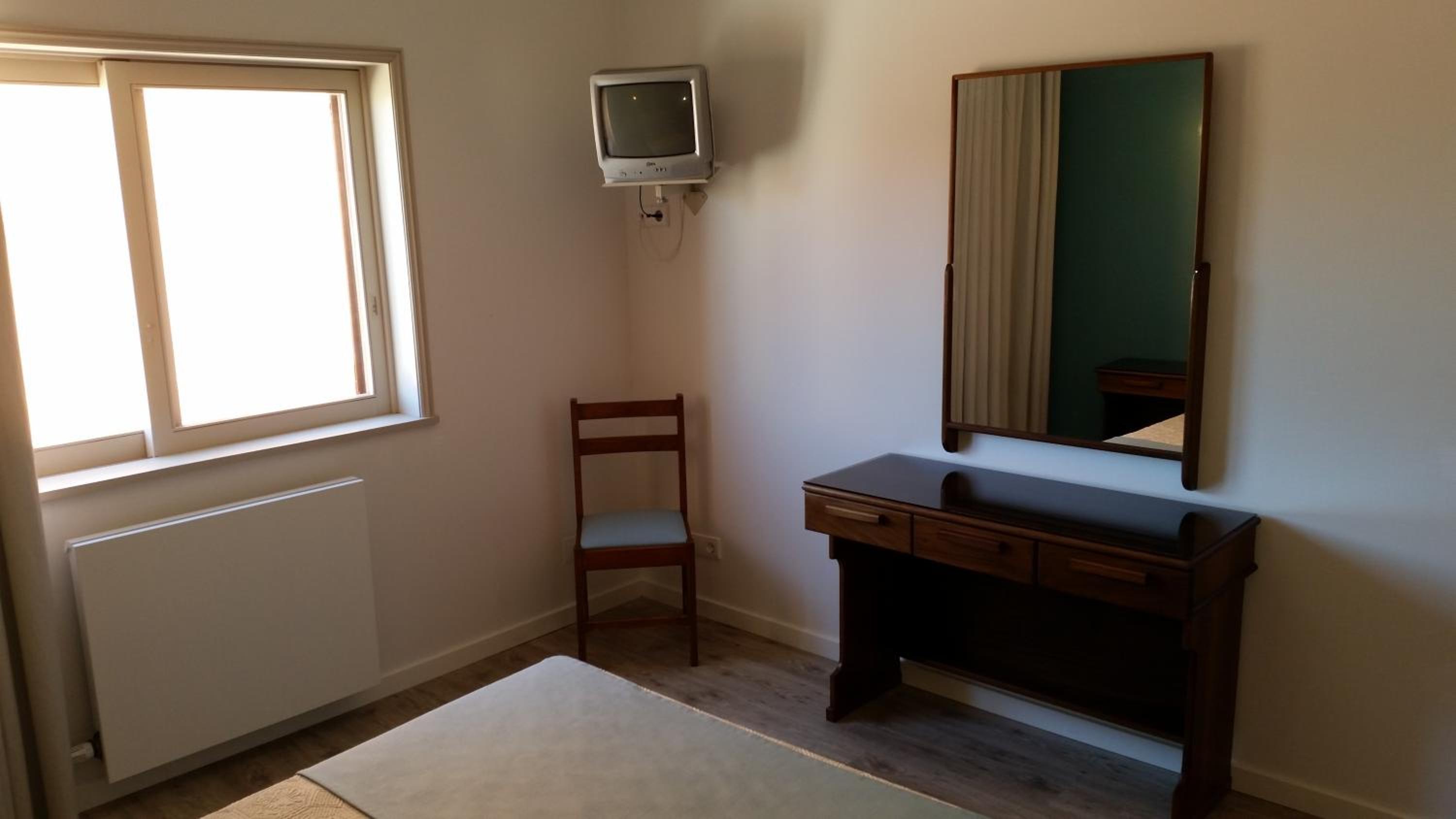 Double Room with Disability Access - Photo 1