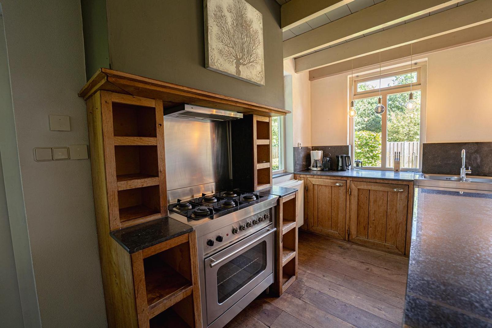 Three-Bedroom House photo 2