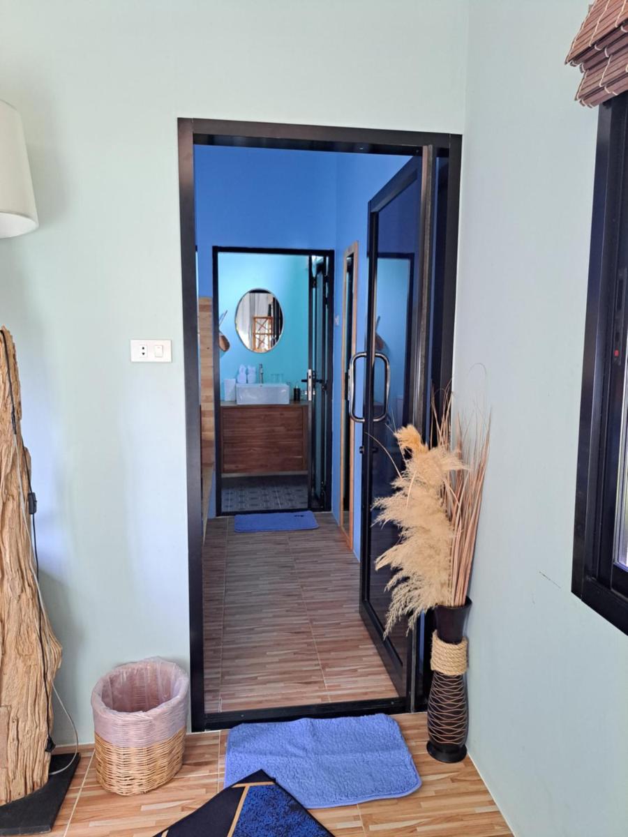 Deluxe Bungalow - Photo 3