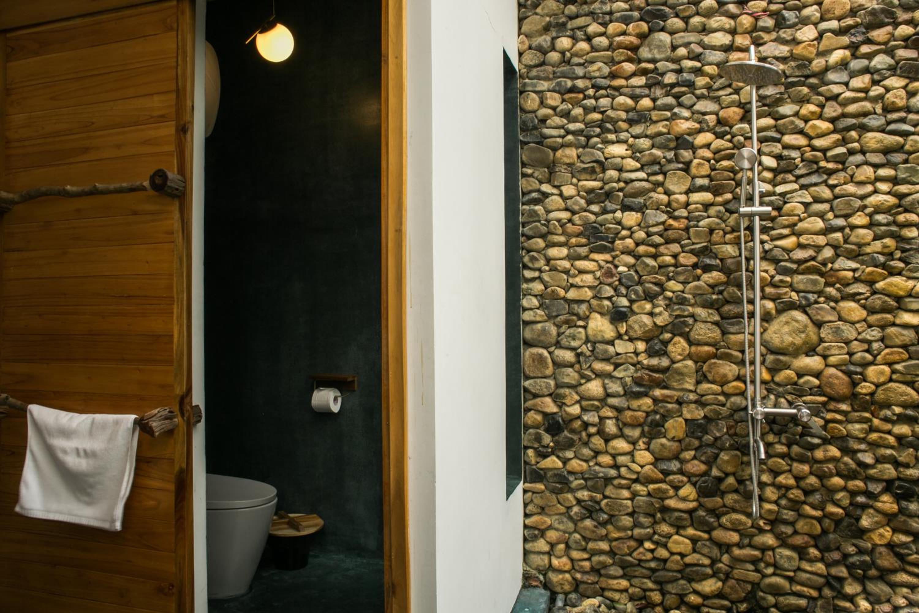 Deluxe Double Room with Bath photo 3
