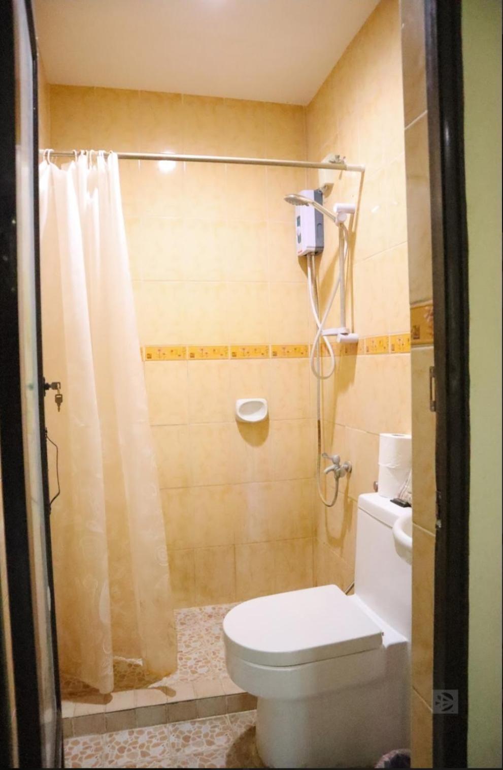 Three-Bedroom Apartment photo 2
