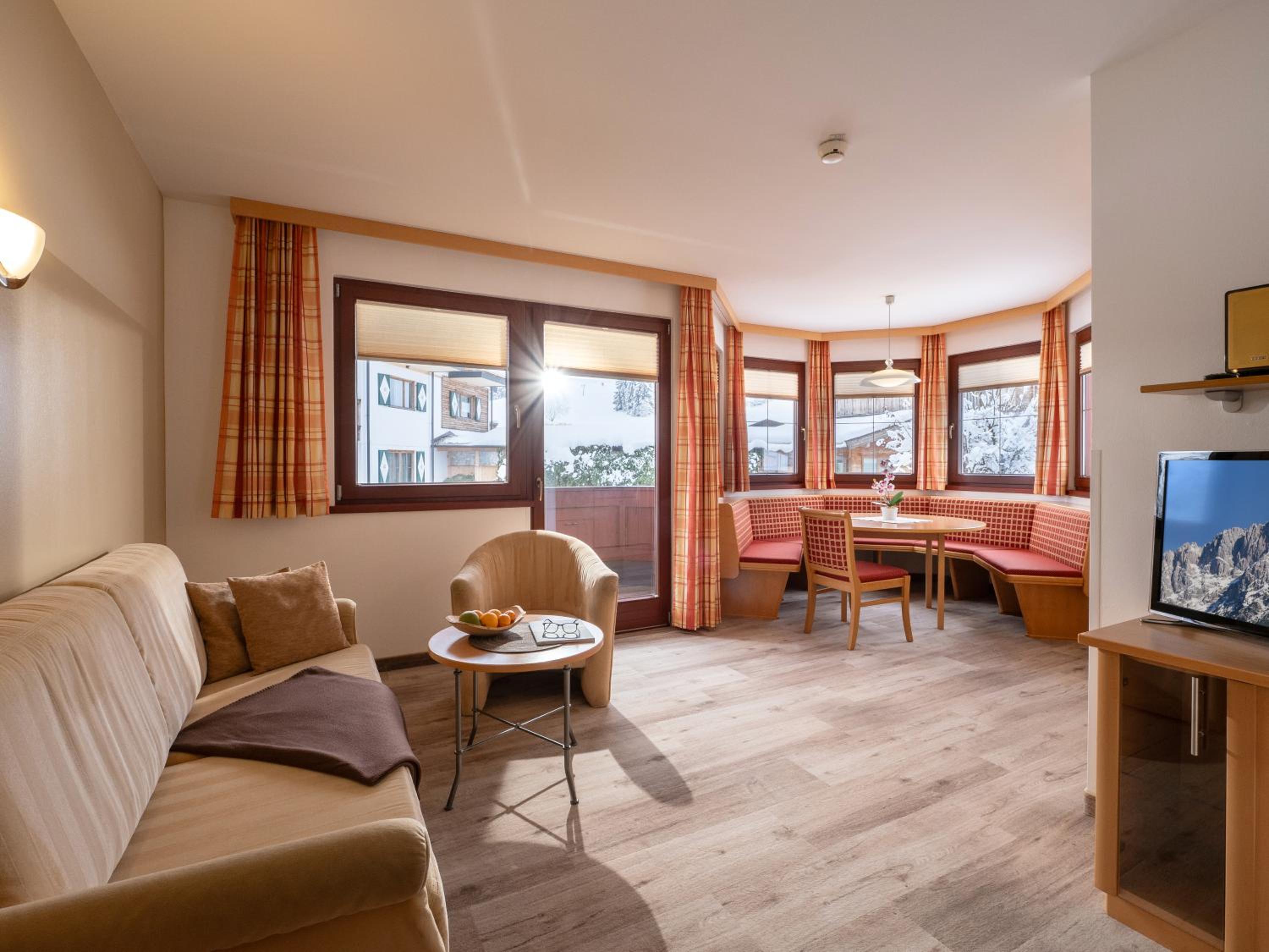 Duplex One-Bedroom Apartment with Balcony photo 2